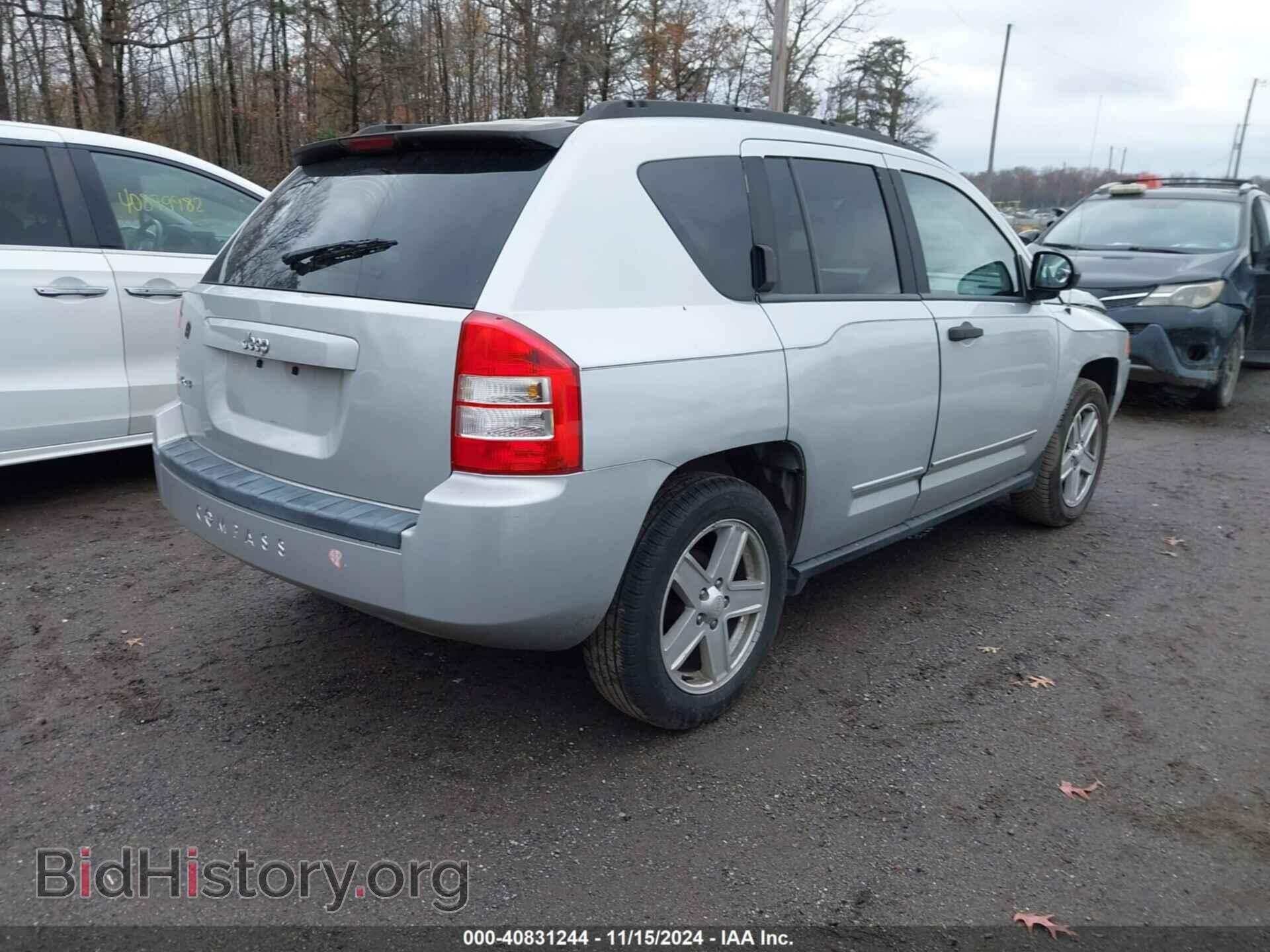 2008 JEEP COMPASS - VIN: 1J8FF47WX8D622581 - Фото 4