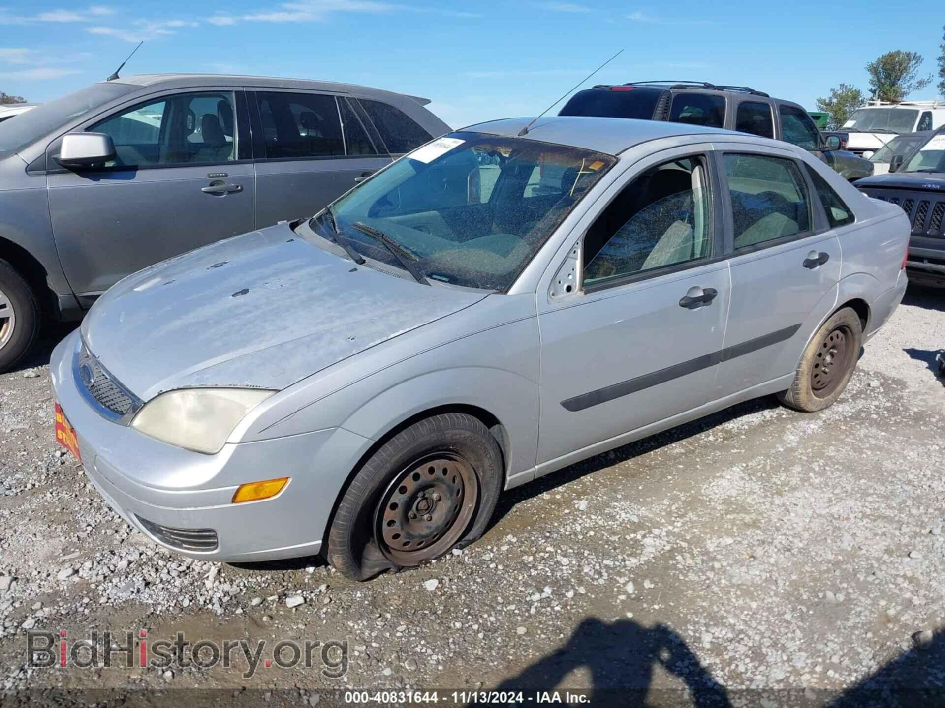 2005 FORD FOCUS - VIN: 1FAFP34N05W130450 - Фото 2