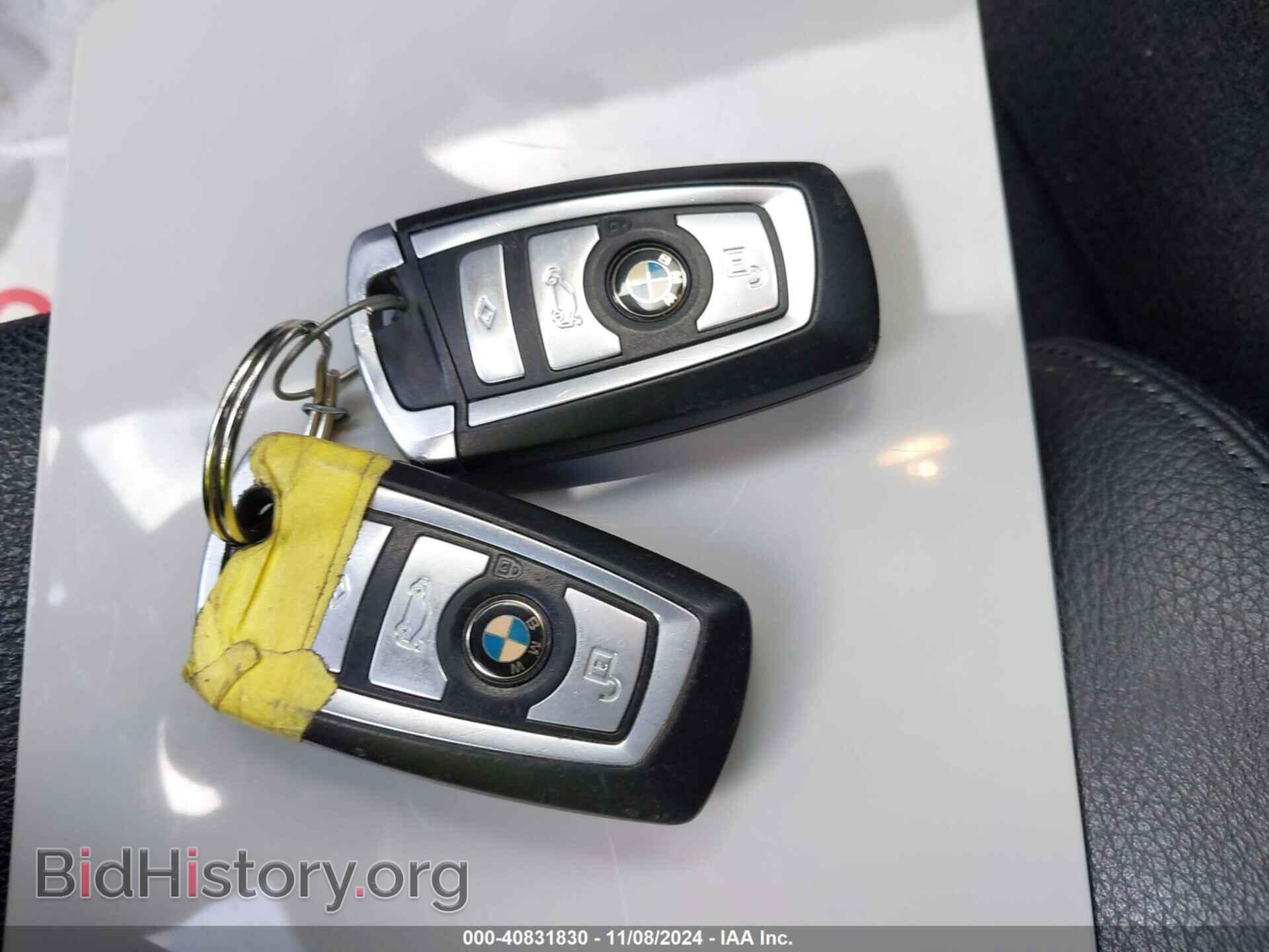 2011 BMW 740I - VIN: WBAKA4C55BC612701 - Фото 11