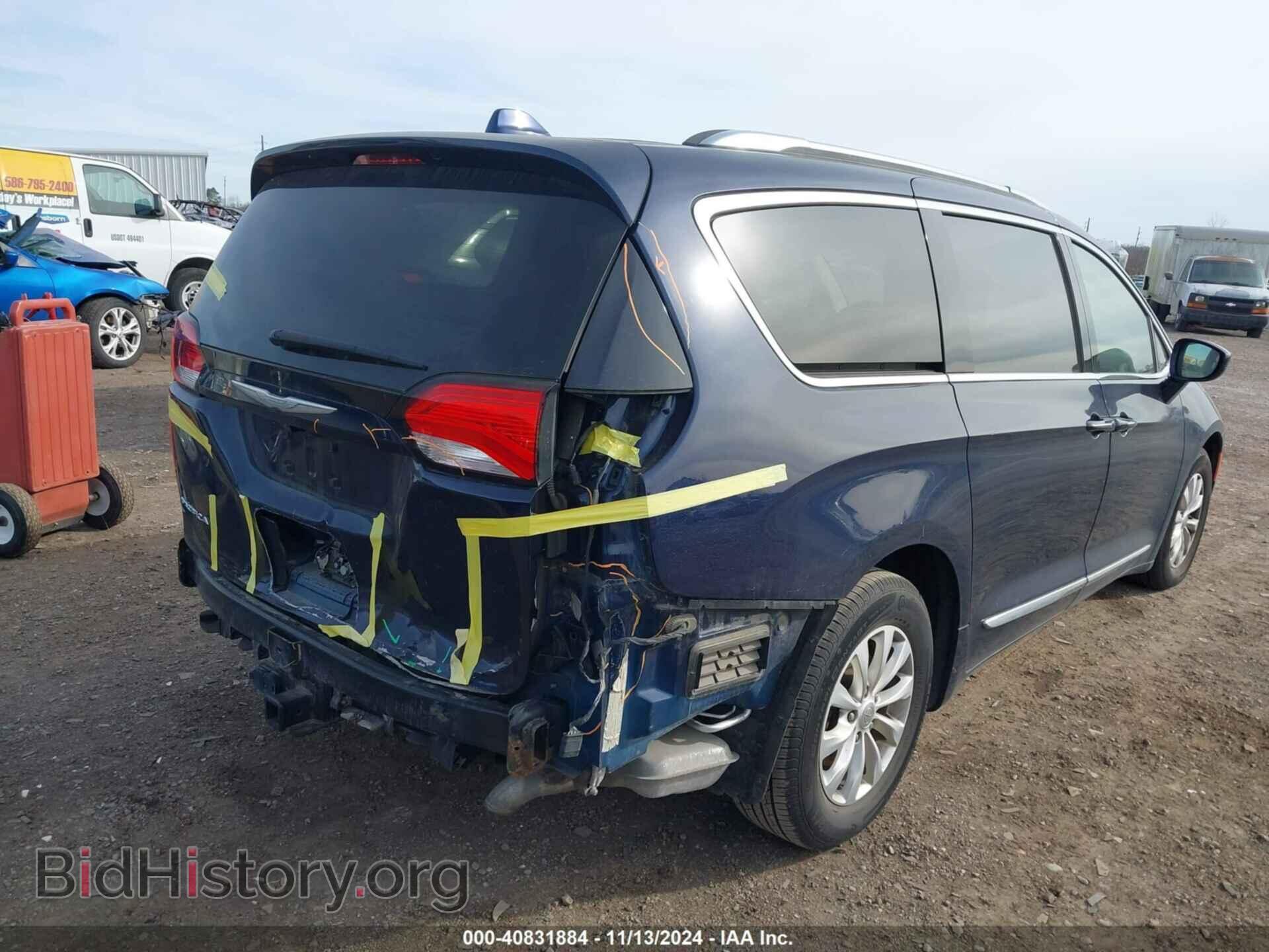 2018 CHRYSLER PACIFICA - VIN: 2C4RC1EG6JR108558 - Фото 4