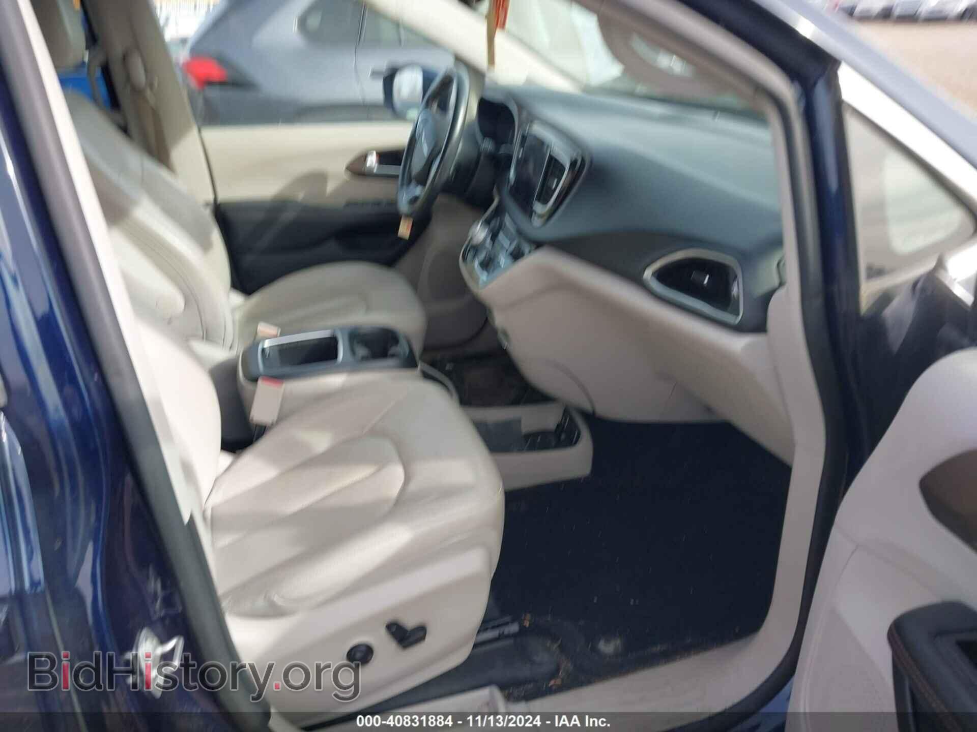 2018 CHRYSLER PACIFICA - VIN: 2C4RC1EG6JR108558 - Фото 5