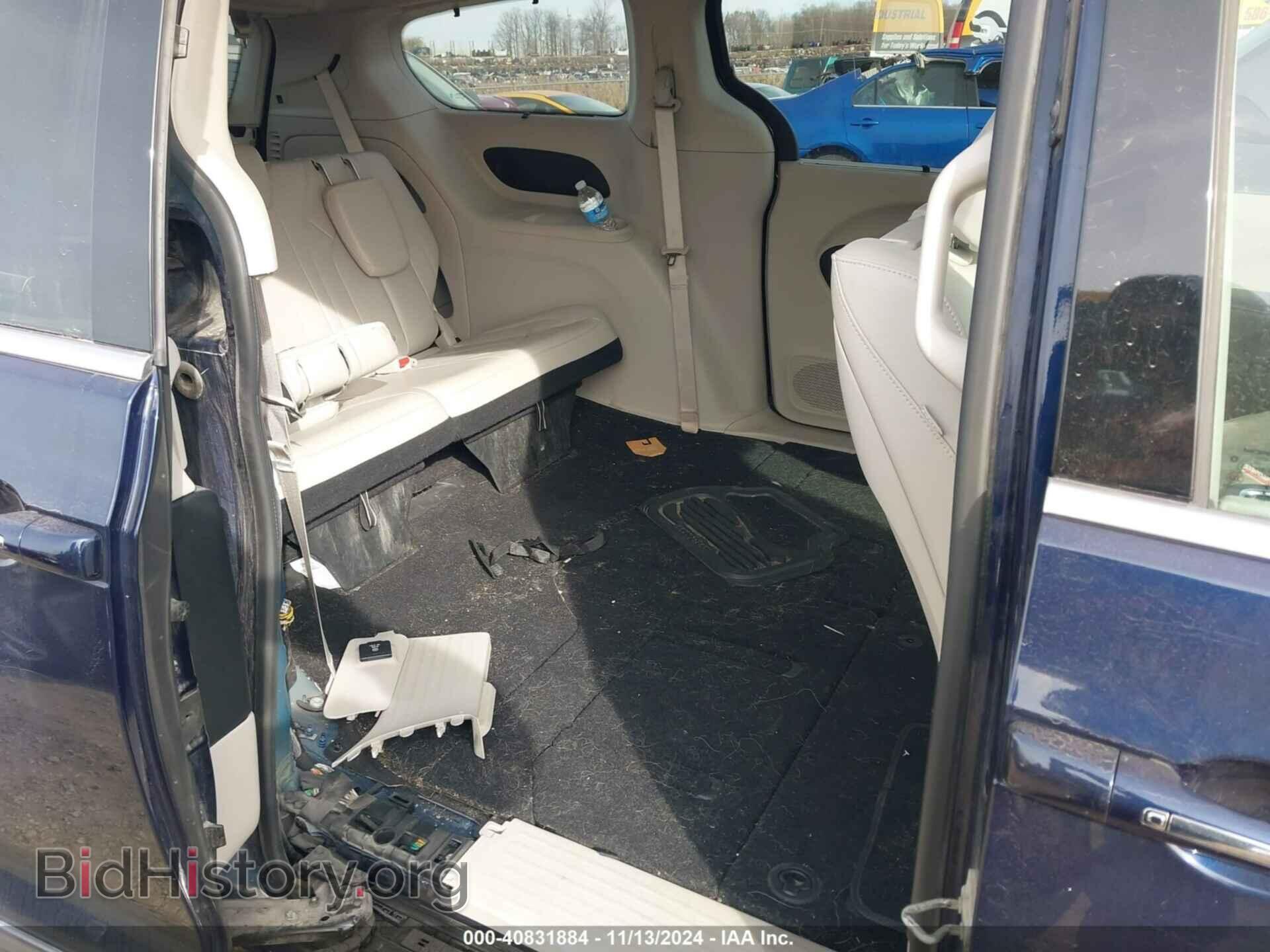 2018 CHRYSLER PACIFICA - VIN: 2C4RC1EG6JR108558 - Фото 8