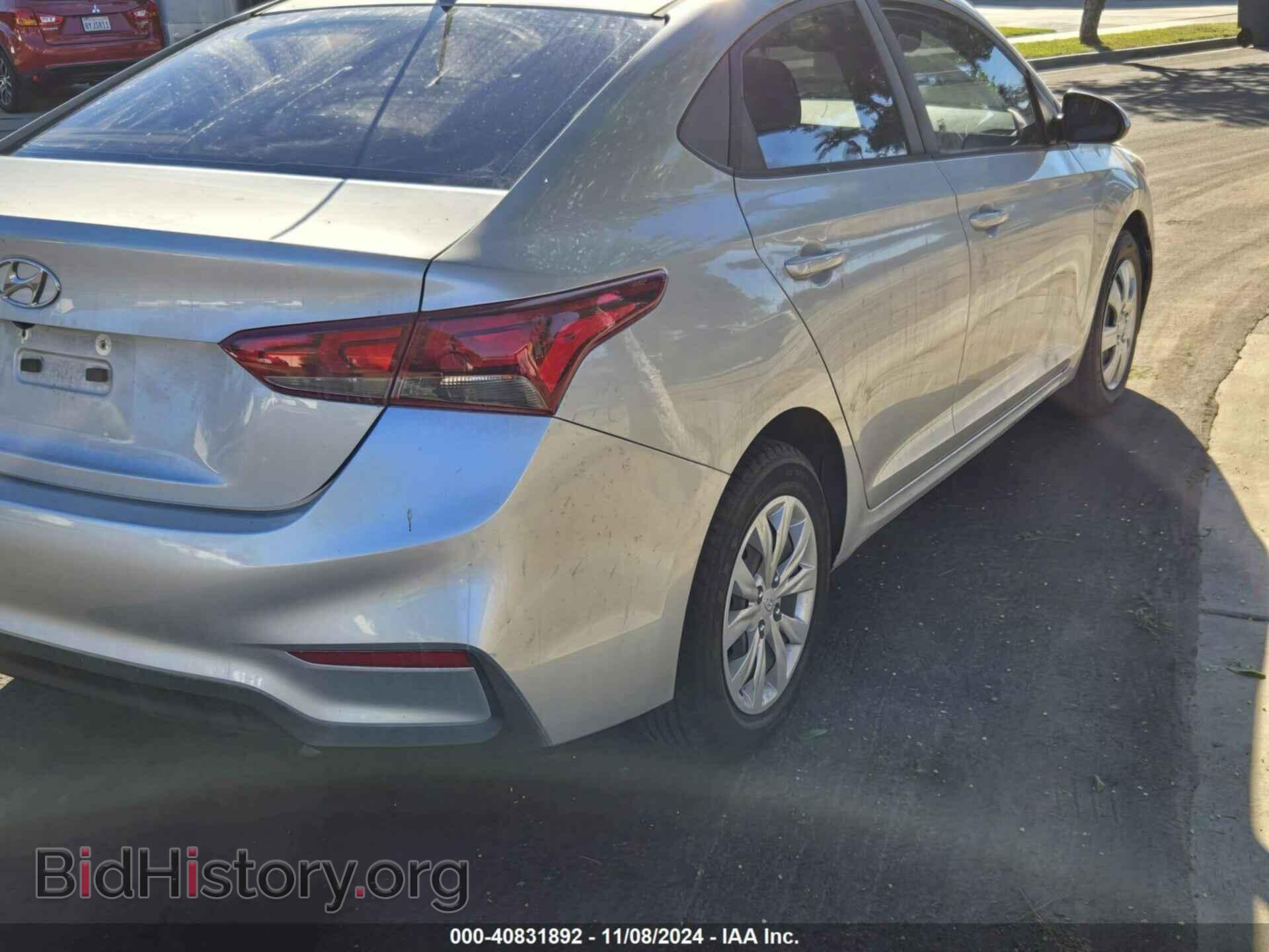 2019 HYUNDAI ACCENT - VIN: 3KPC24A31KE068471 - Фото 4