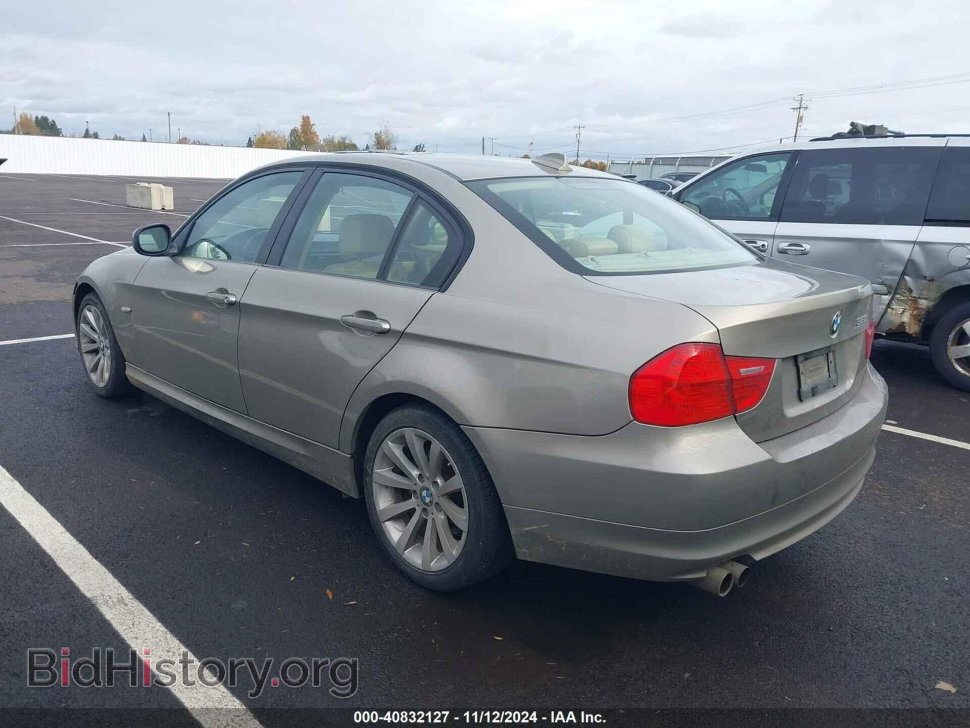 2011 BMW 328I - VIN: WBAPH5C57BA443932 - Фото 3
