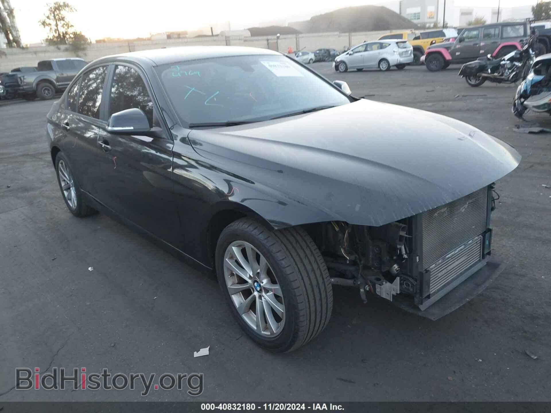 Photo WBA8E1G56GNU10694 - BMW 320I 2016