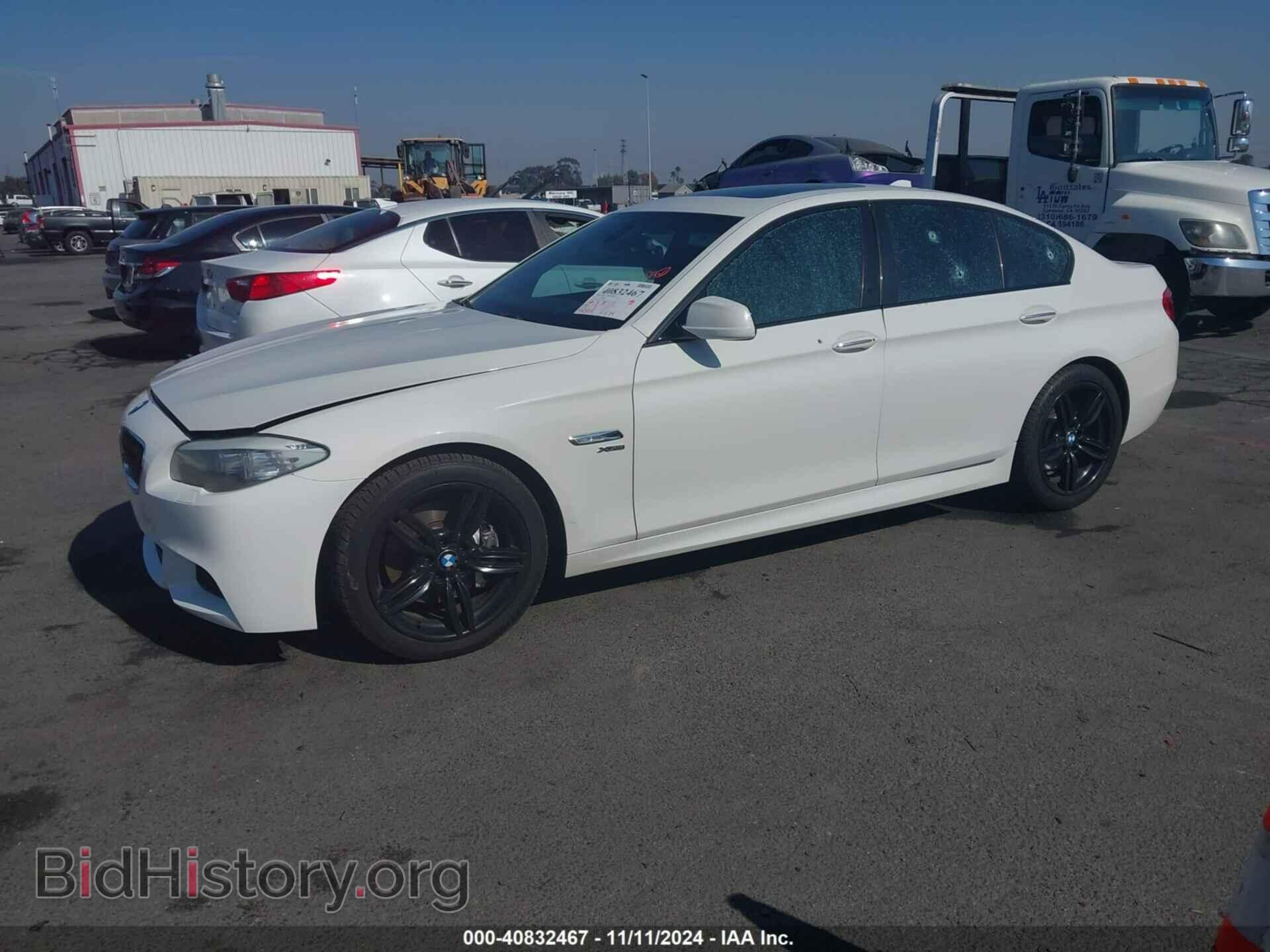 2011 BMW 535I - VIN: WBAFU7C52BC875402 - Фото 2