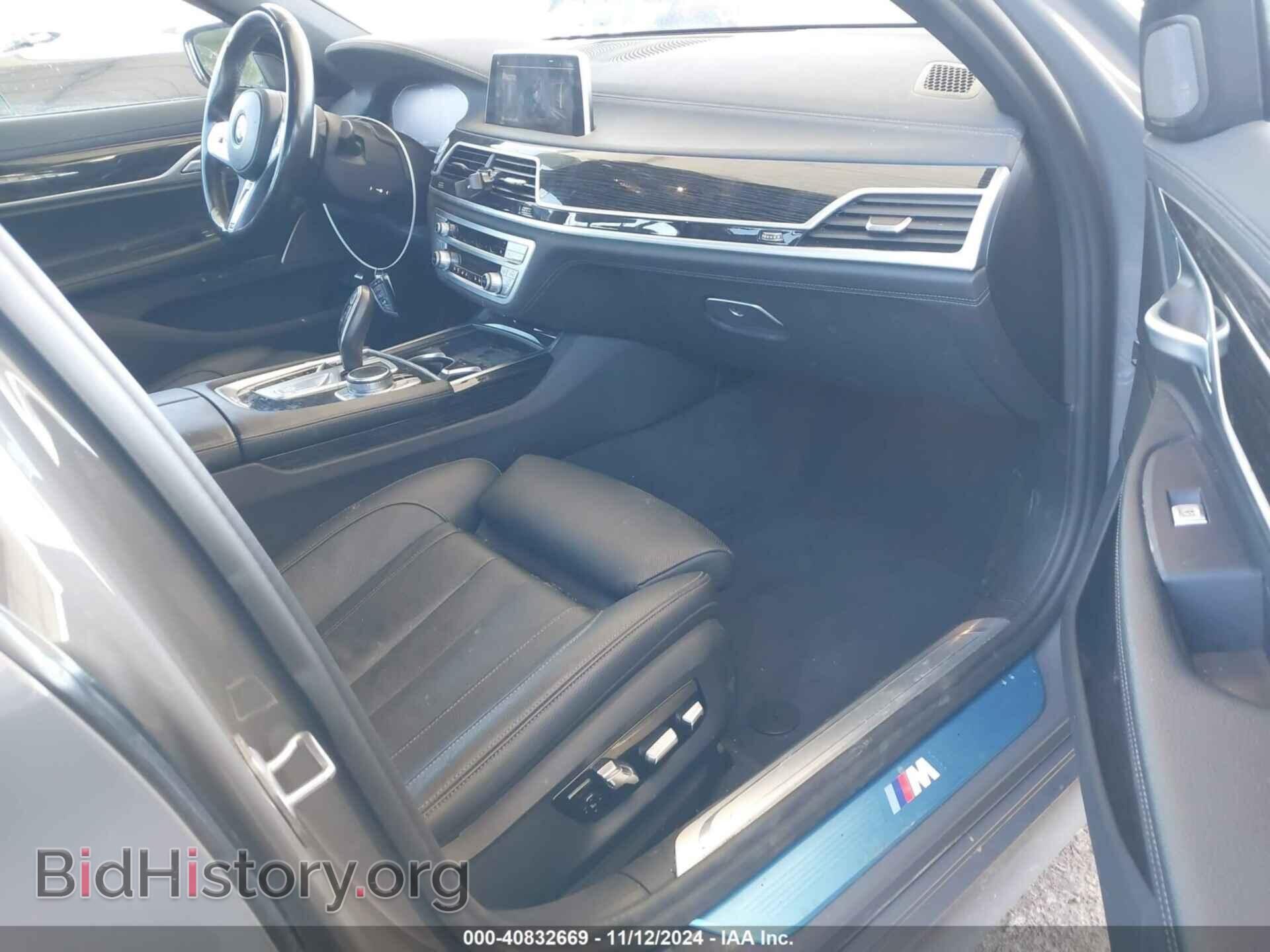 2022 BMW 740 - VIN: WBA7T2C0XNCJ65683 - Фото 5