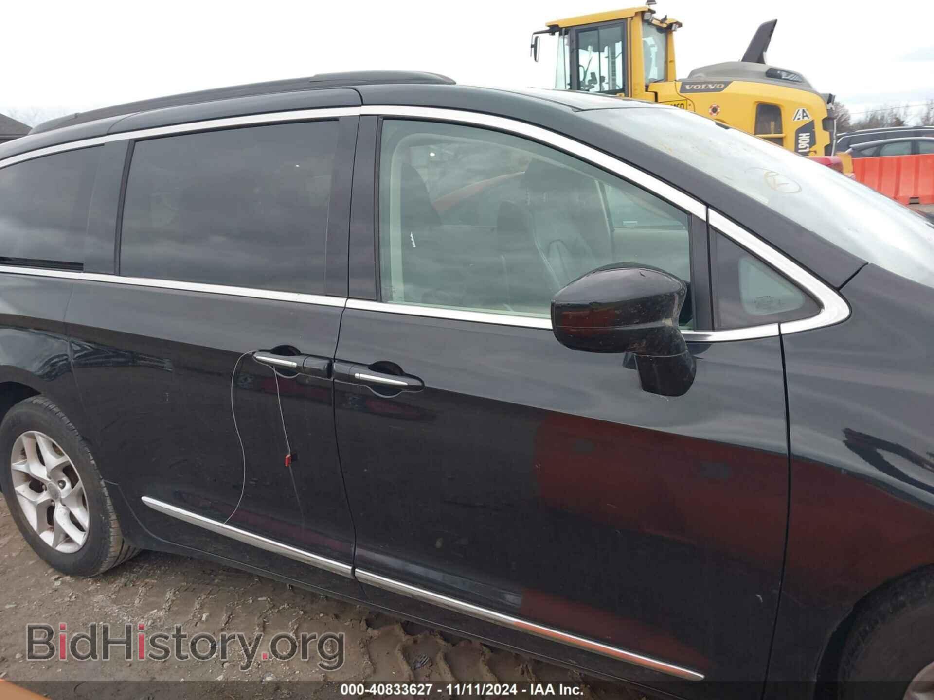 2017 CHRYSLER PACIFICA - VIN: 2C4RC1BGXHR508461 - Фото 13