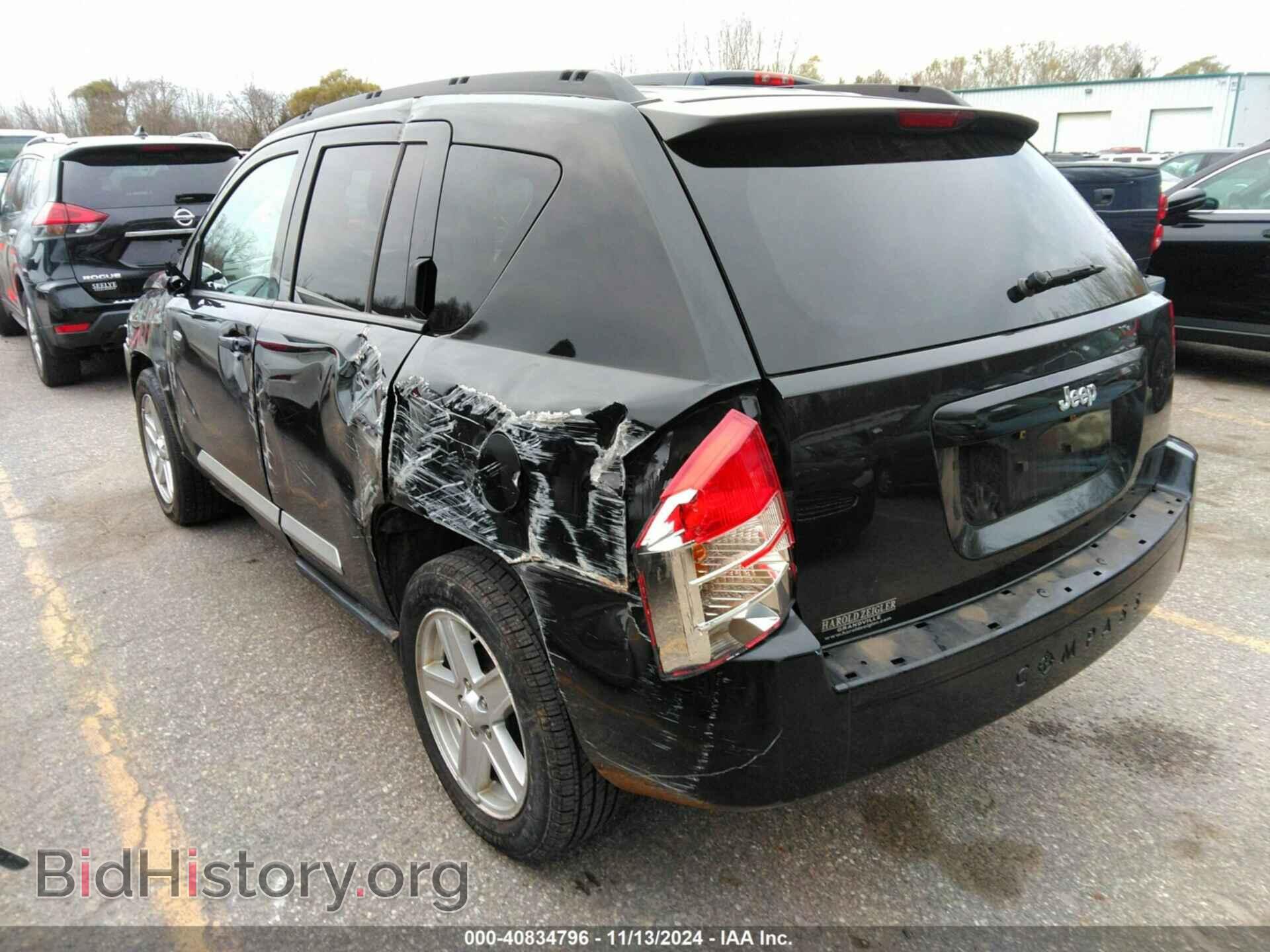 2010 JEEP COMPASS - VIN: 1J4NT1FBXAD641205 - Фото 3