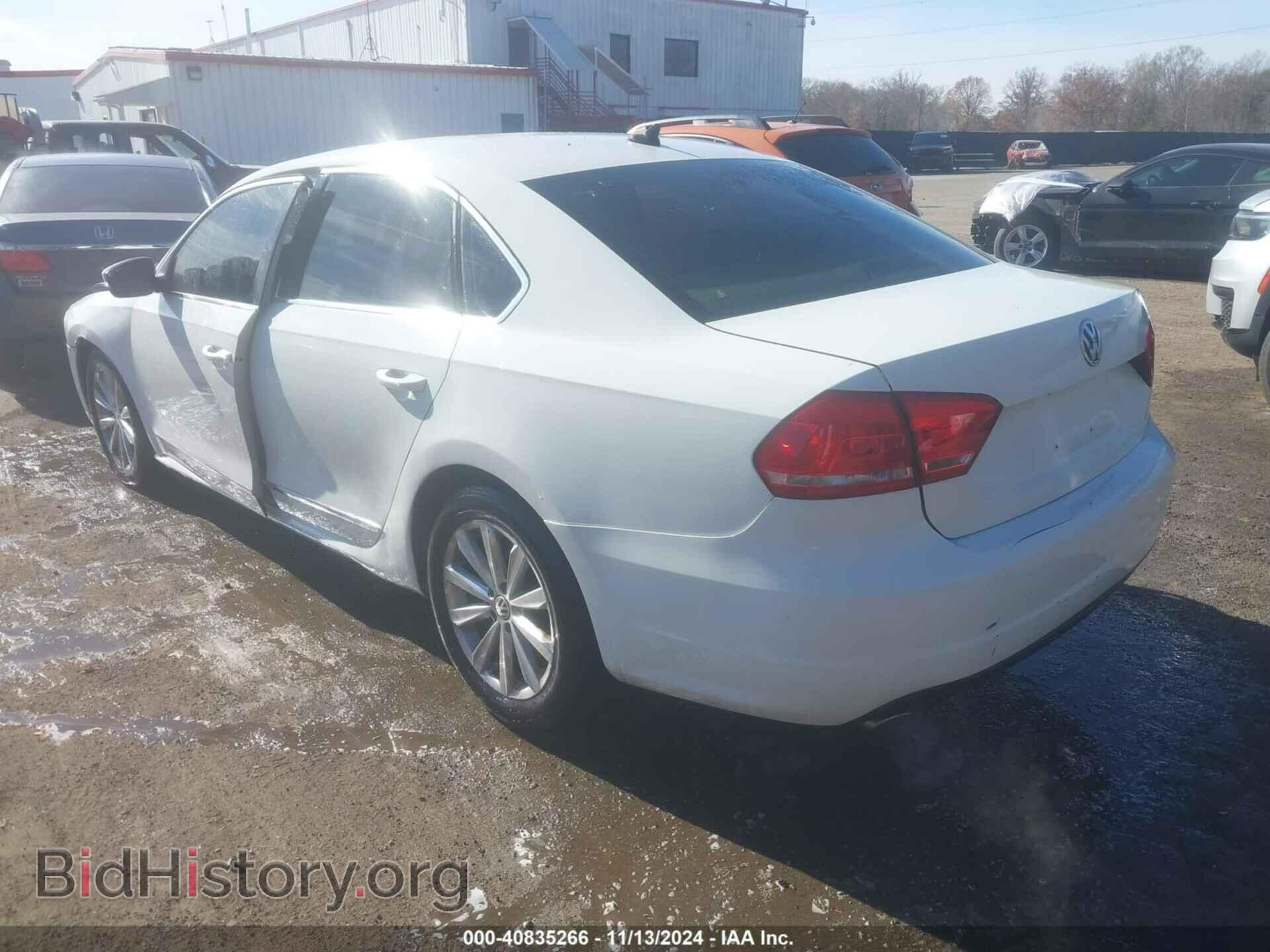 2012 VOLKSWAGEN PASSAT - VIN: 1VWCH7A31CC033998 - Фото 3