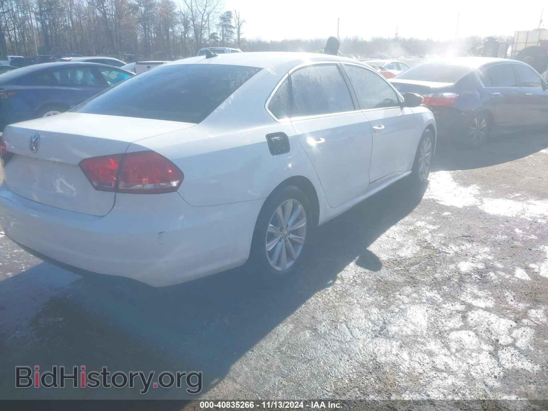 2012 VOLKSWAGEN PASSAT - VIN: 1VWCH7A31CC033998 - Фото 4