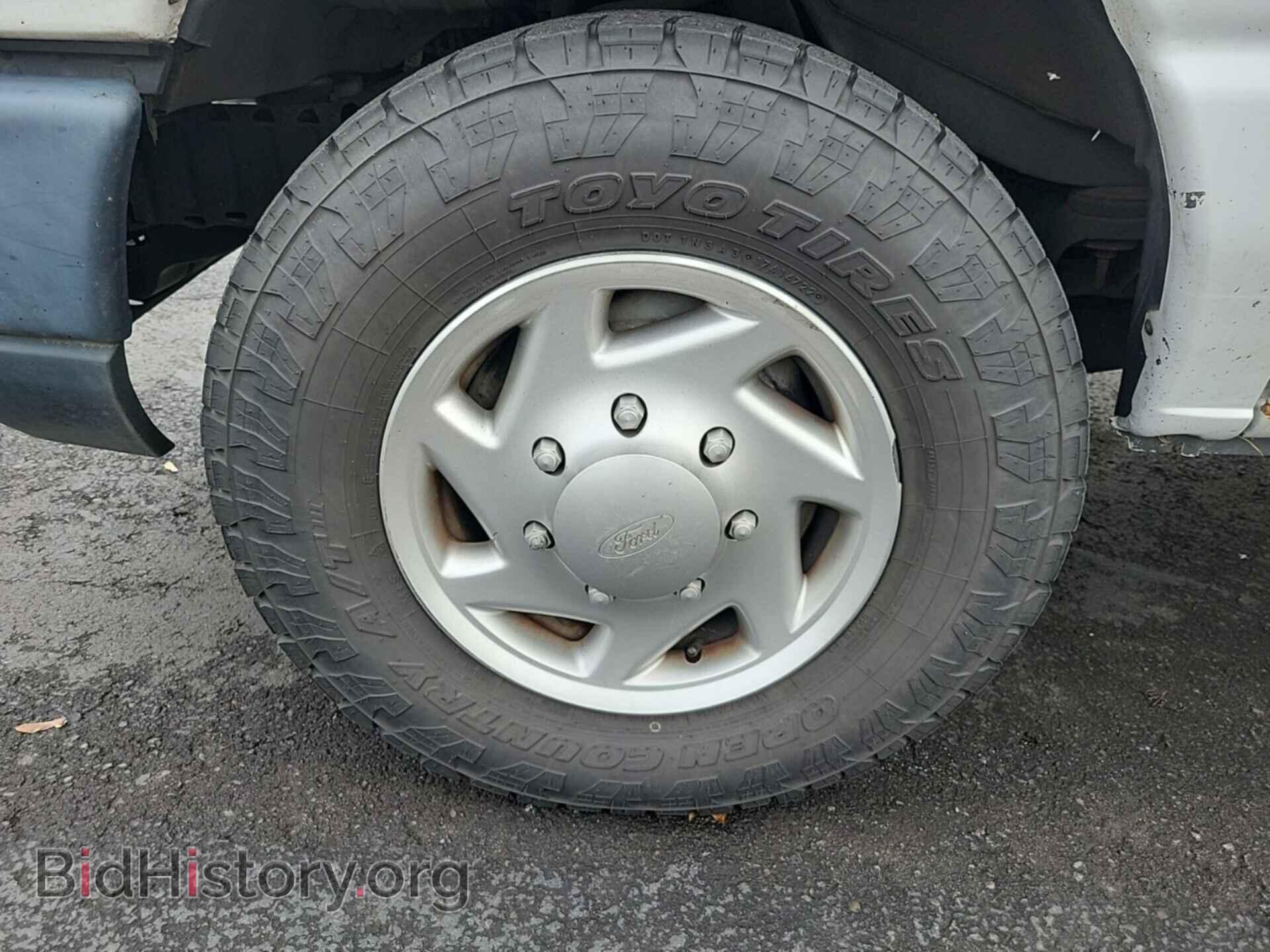 2011 FORD E-250 - VIN: 1FTNE2EL1BDB35358 - Фото 2