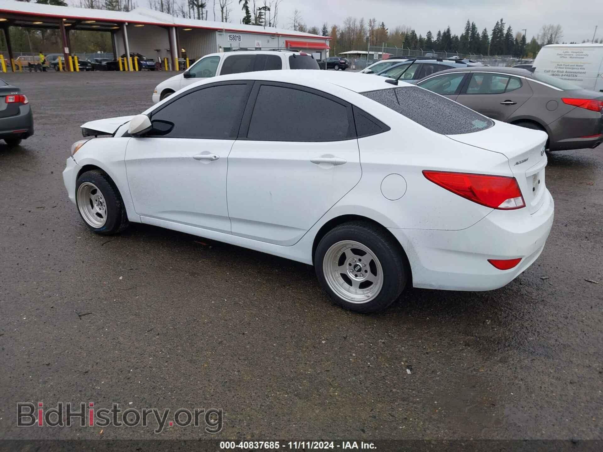 2016 HYUNDAI ACCENT - VIN: KMHCT4AE2GU117258 - Фото 3
