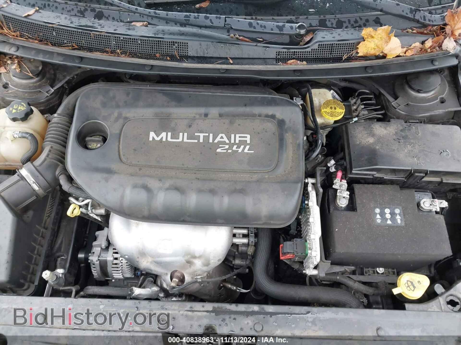 2016 CHRYSLER 200 - VIN: 1C3CCCAB6GN101230 - Фото 10