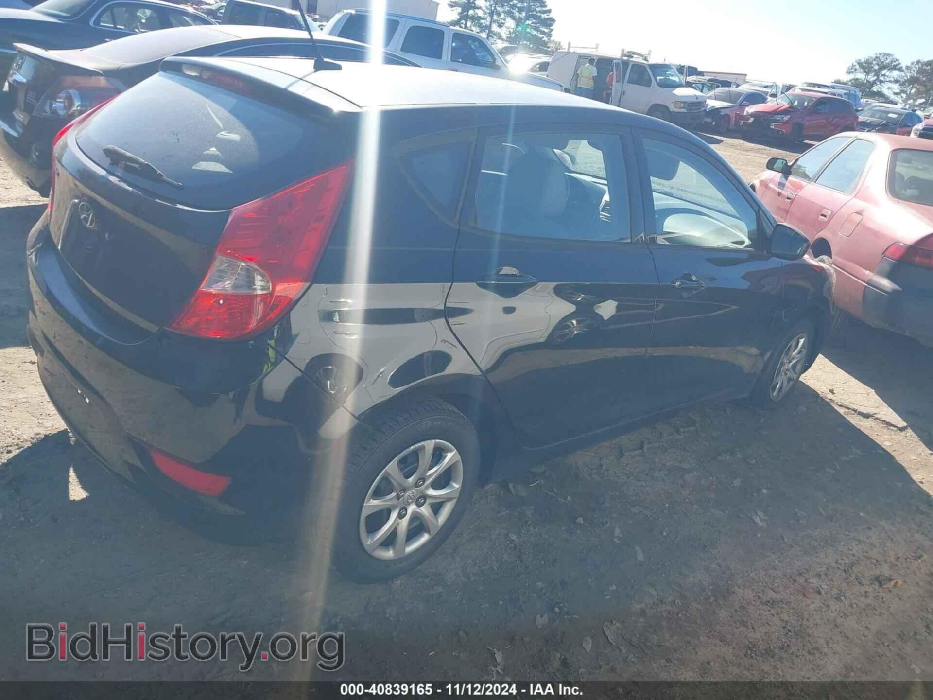 2013 HYUNDAI ACCENT - VIN: KMHCT5AE7DU083545 - Фото 4