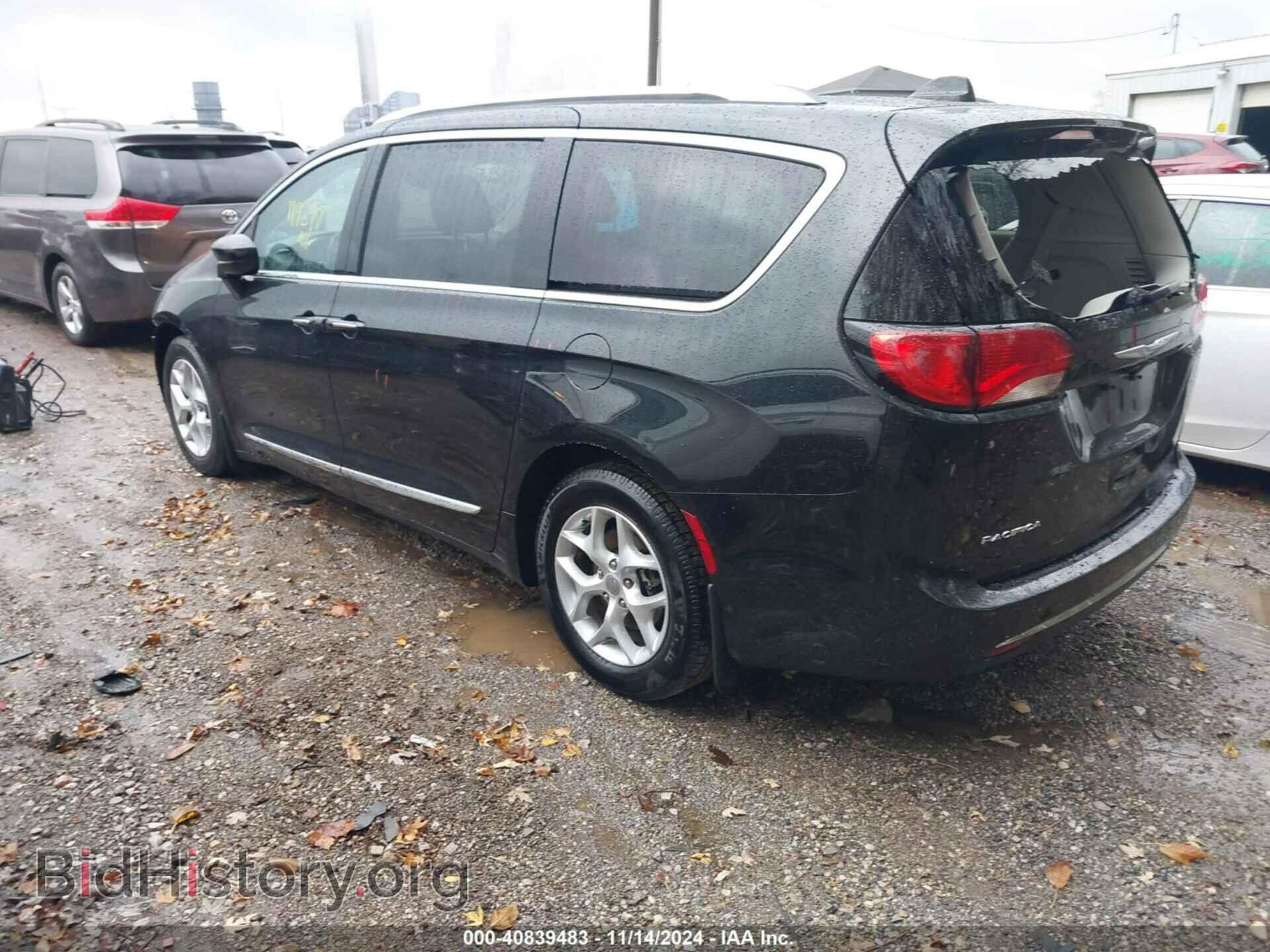 2017 CHRYSLER PACIFICA - VIN: 2C4RC1EG0HR622562 - Фото 3