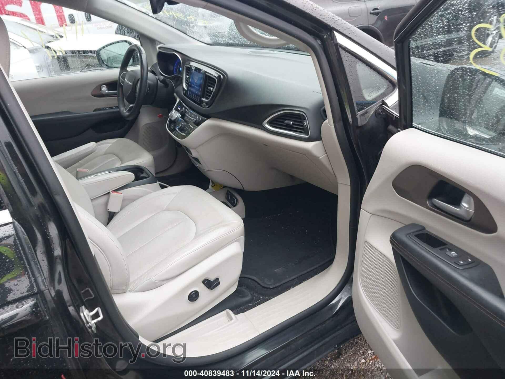 2017 CHRYSLER PACIFICA - VIN: 2C4RC1EG0HR622562 - Фото 5