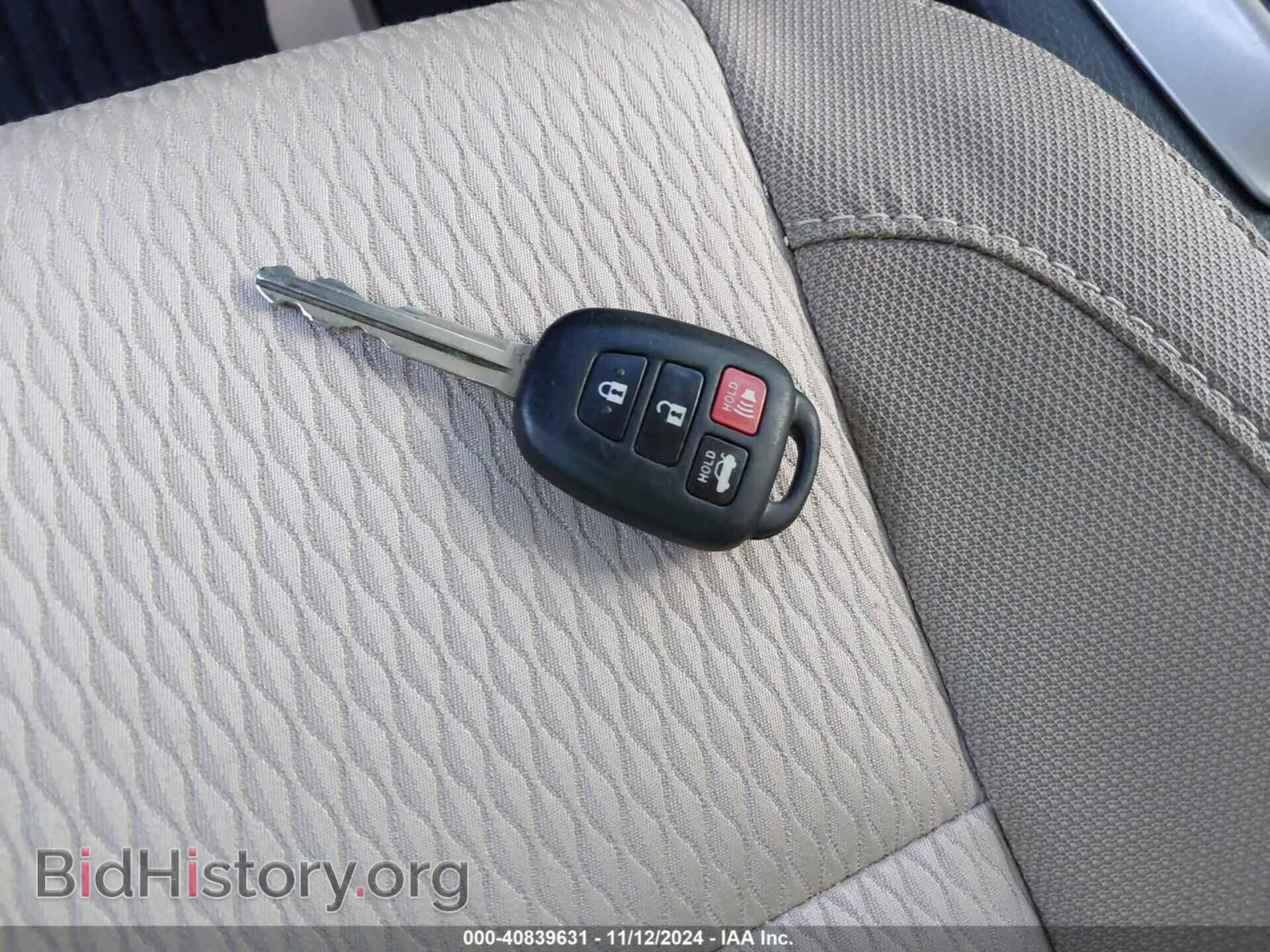 2015 TOYOTA COROLLA - VIN: 2T1BURHE4FC362087 - Фото 11