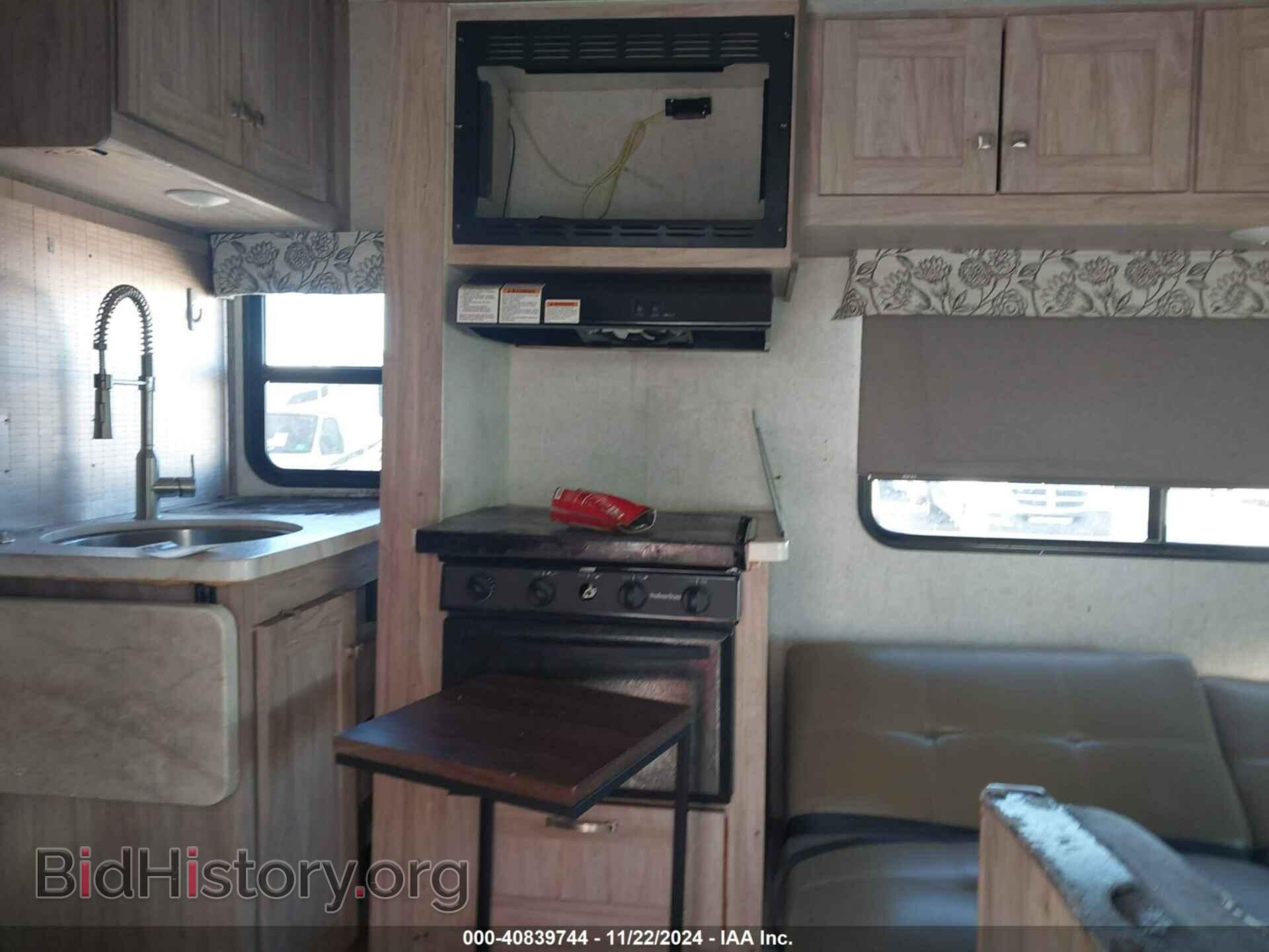 2017 FORD E-450 CUTAWAY - VIN: 1FDXE4FSXHDC63273 - Фото 7