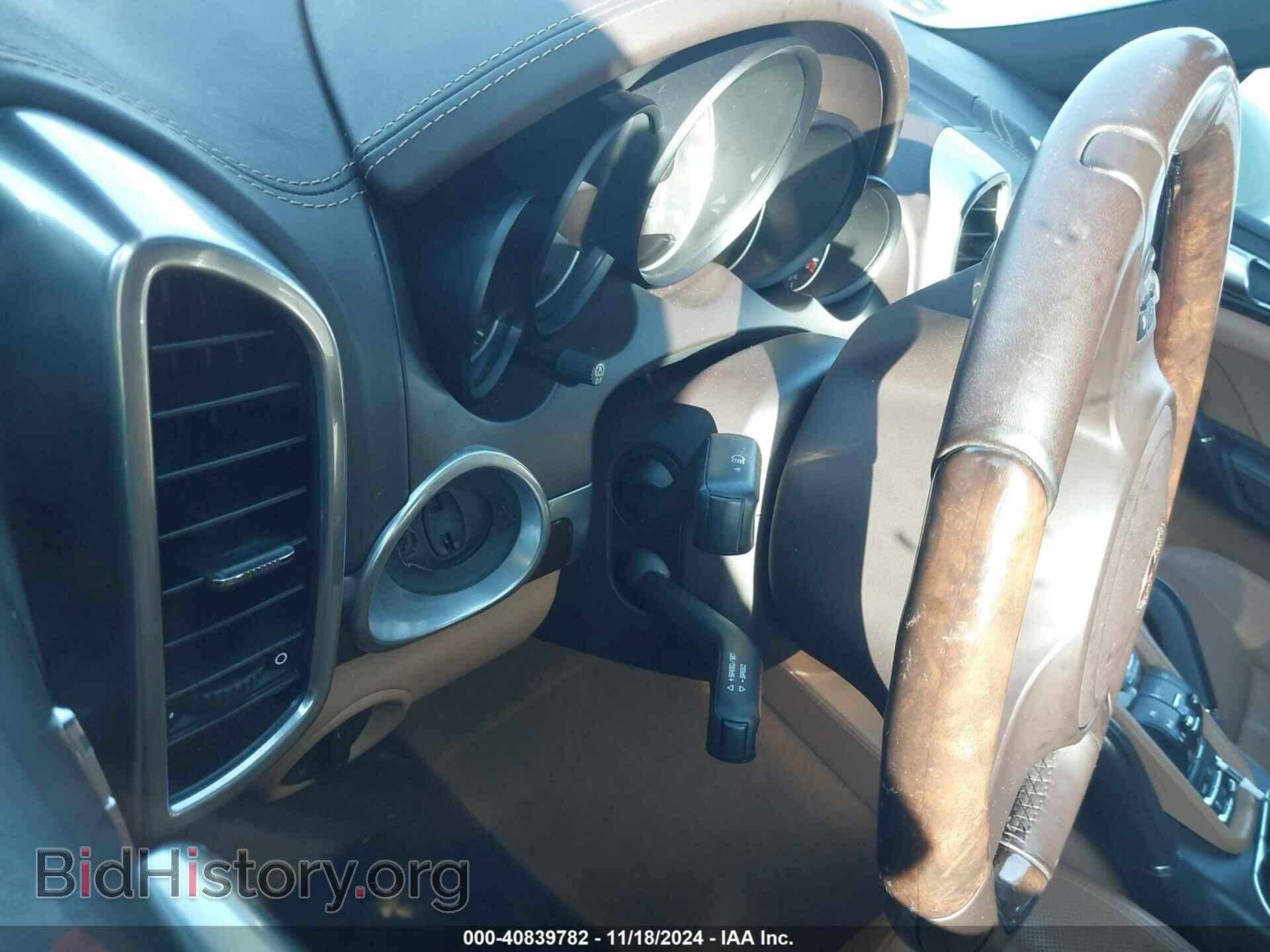 2011 PORSCHE CAYENNE - VIN: WP1AB2A23BLA53138 - Photo 14