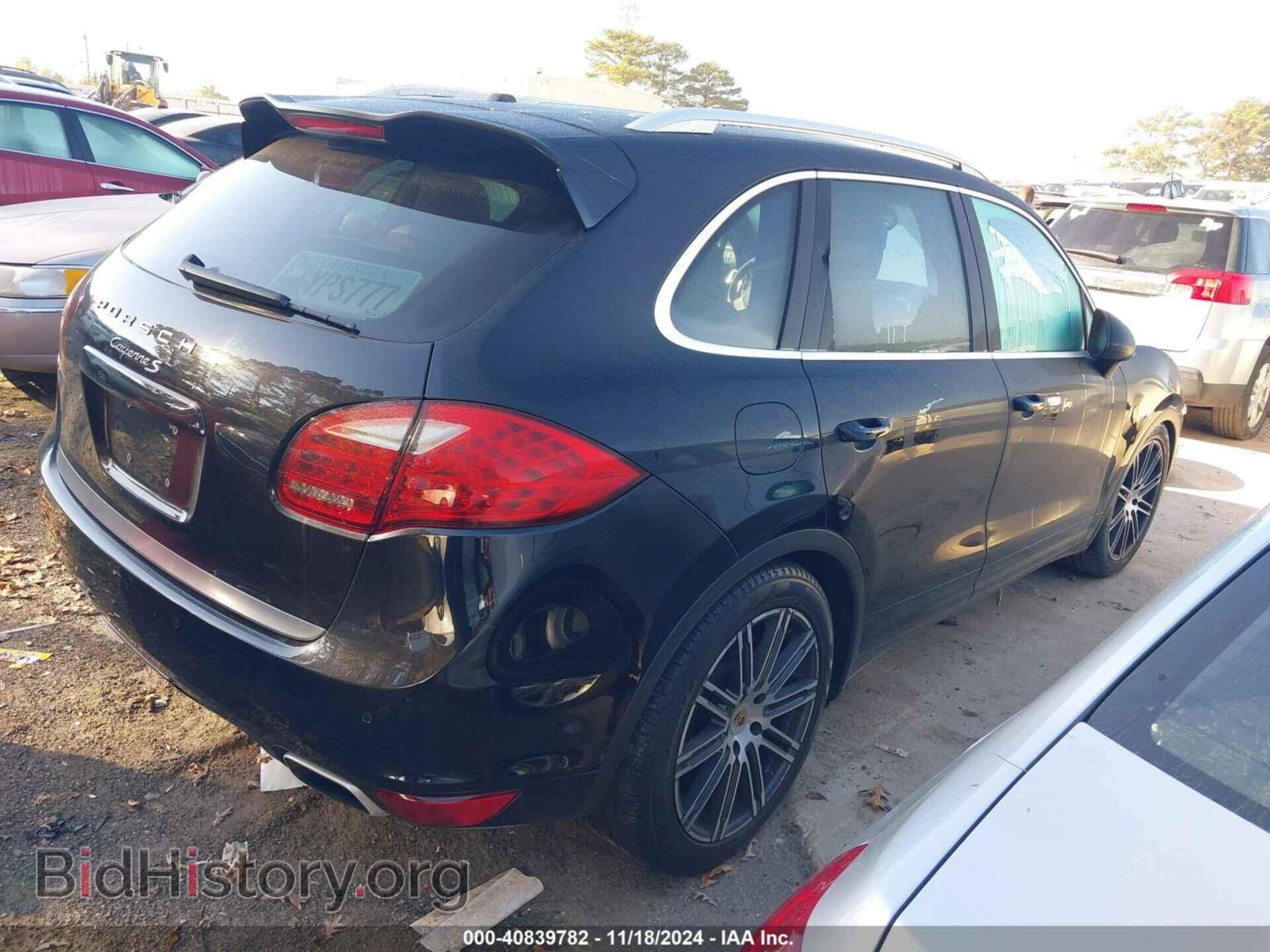 2011 PORSCHE CAYENNE - VIN: WP1AB2A23BLA53138 - Photo 4