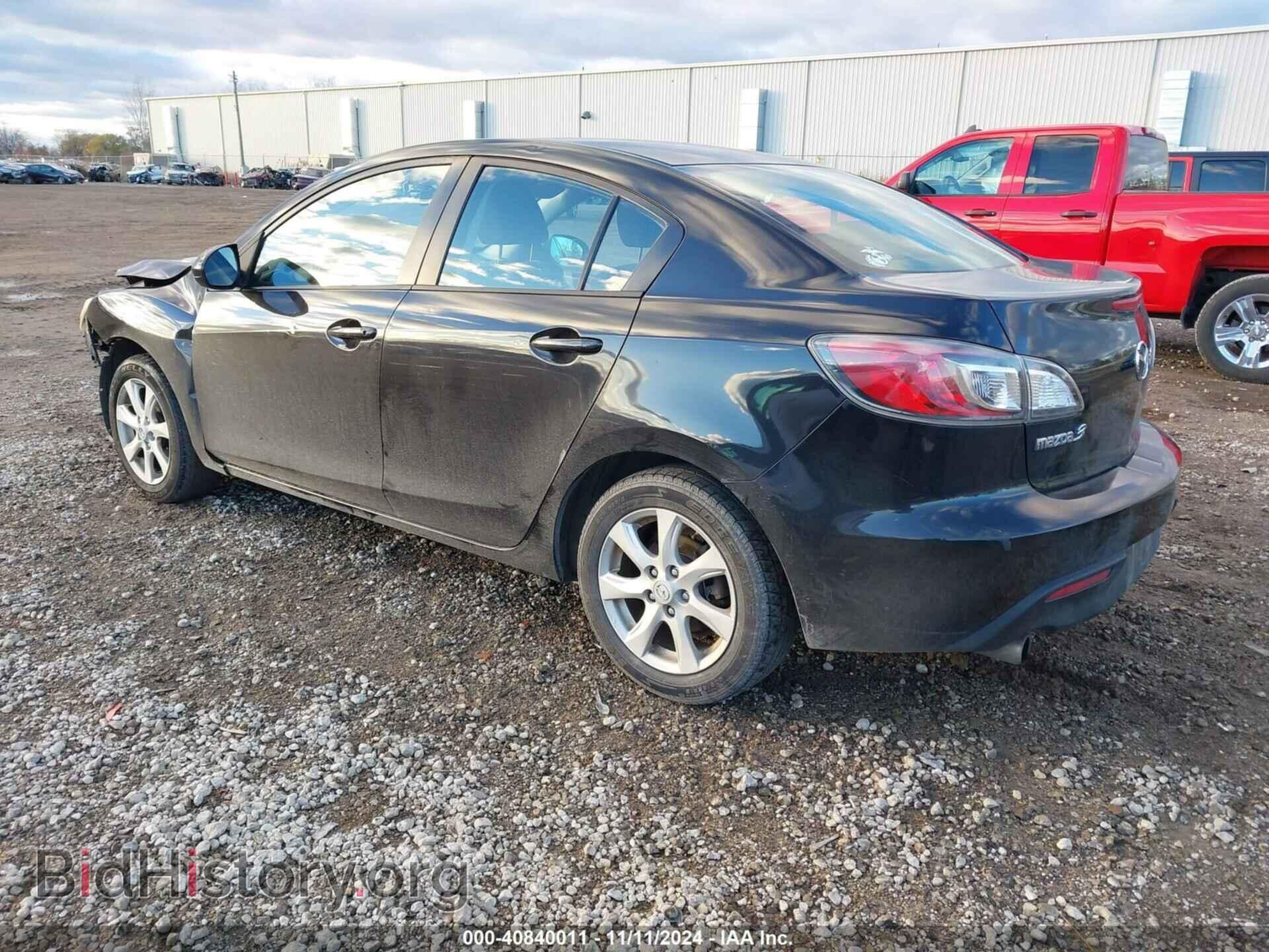 2011 MAZDA MAZDA3 - VIN: JM1BL1VG6B1401318 - Фото 3