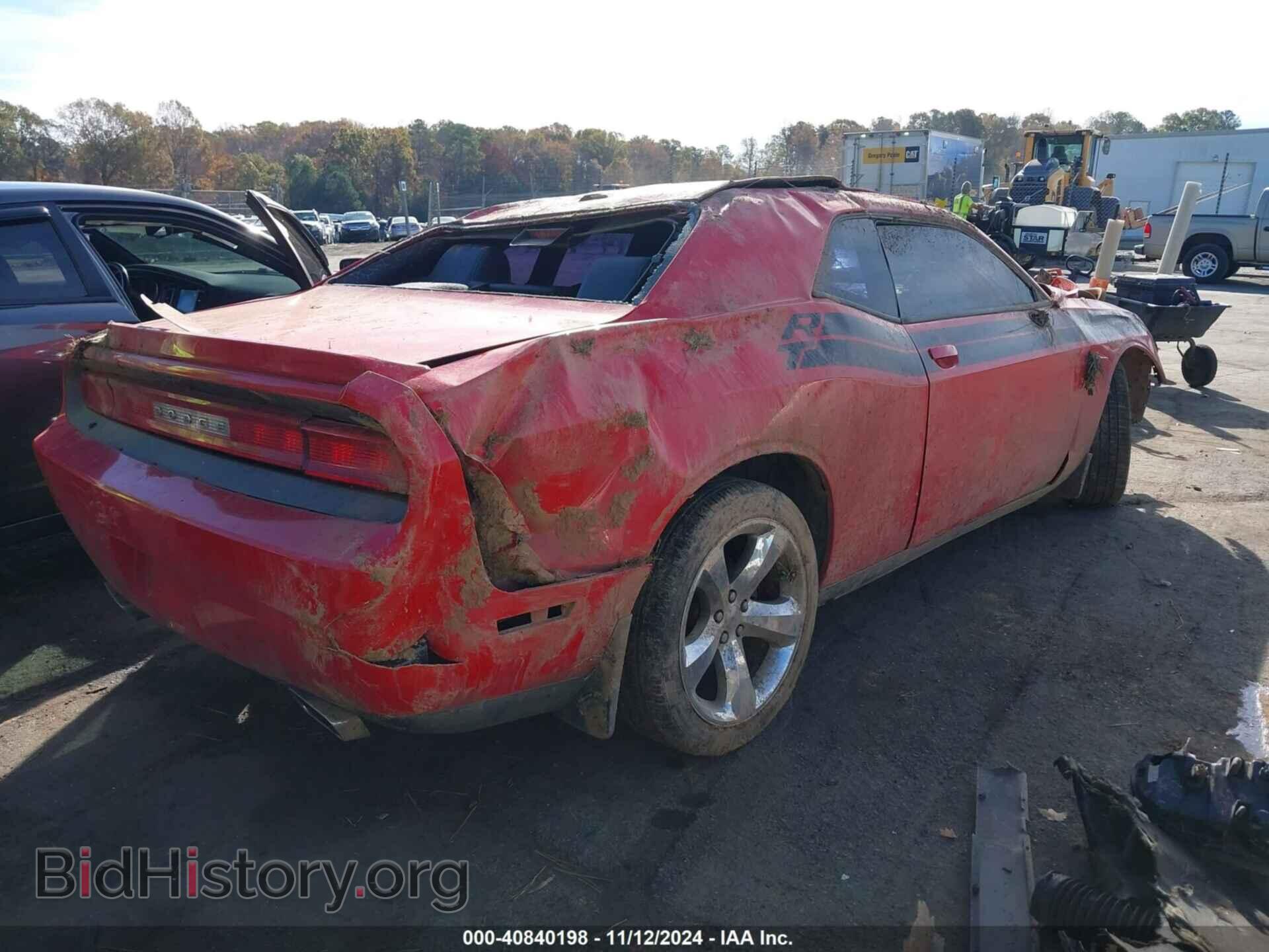 2014 DODGE CHALLENGER - VIN: 2C3CDYAG6EH104009 - Фото 4