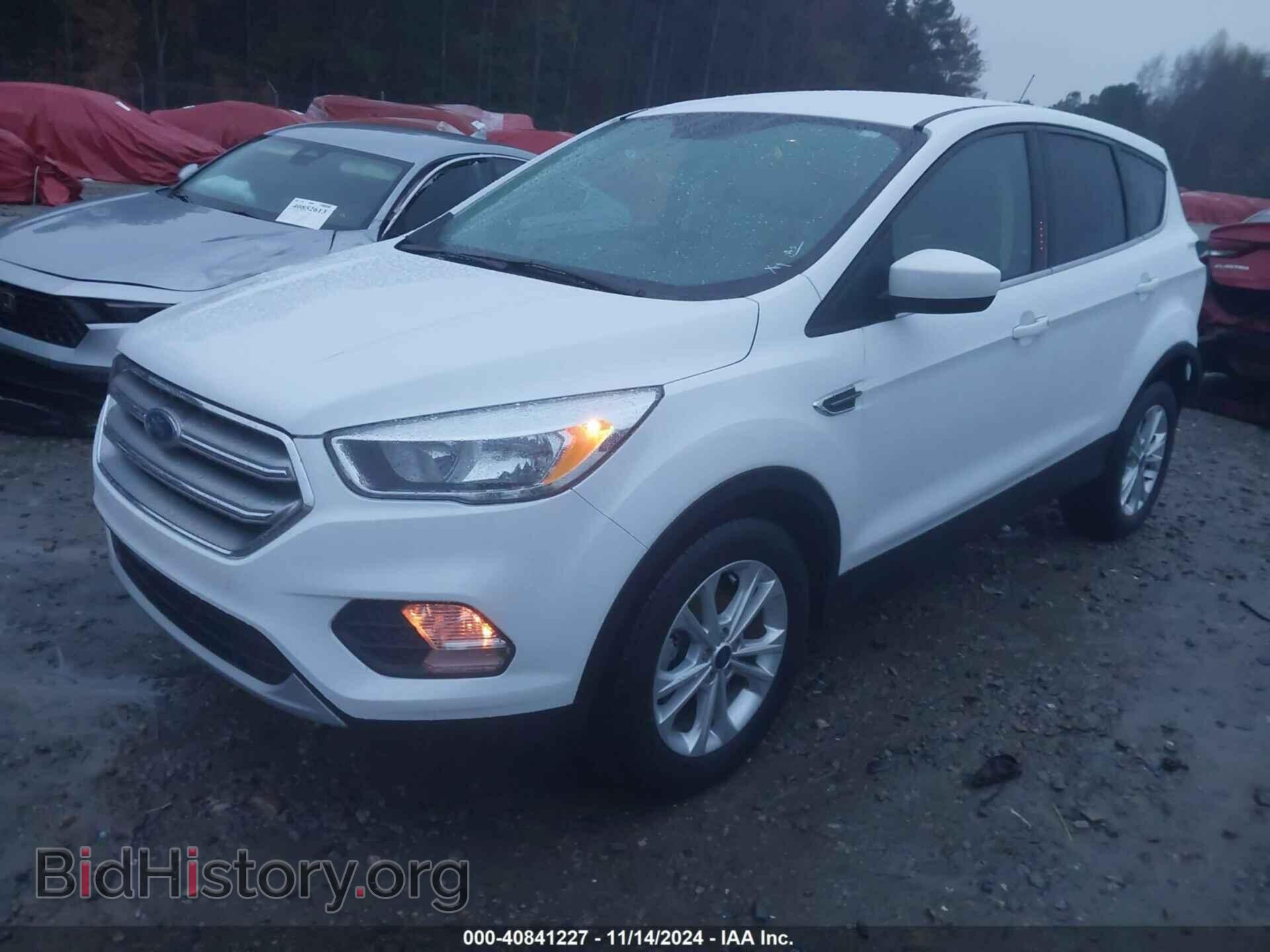 2017 FORD ESCAPE - VIN: 1FMCU0GD6HUD34561 - Фото 2