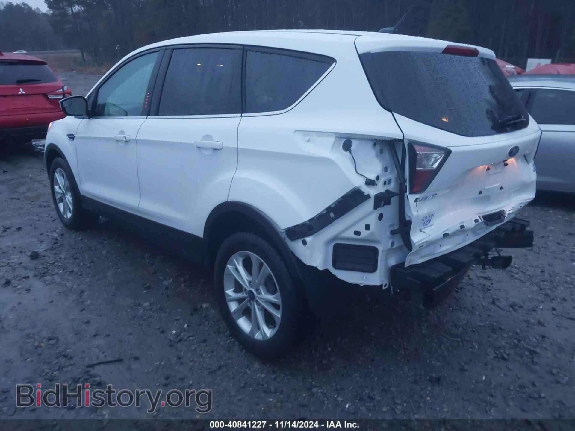 2017 FORD ESCAPE - VIN: 1FMCU0GD6HUD34561 - Фото 3