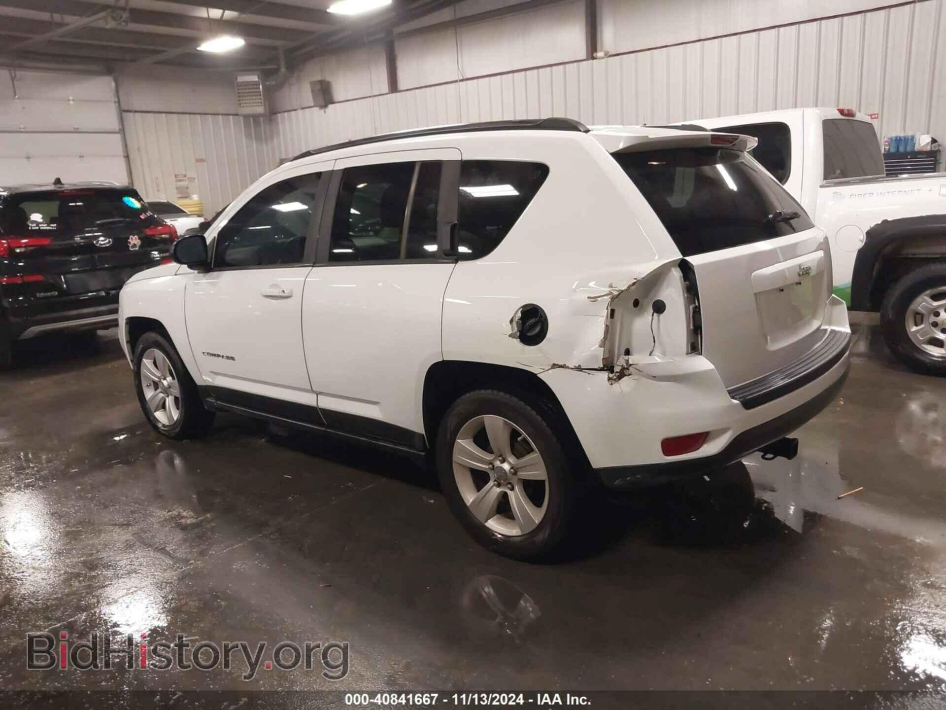 2011 JEEP COMPASS - VIN: 1J4NT1FA8BD138443 - Photo 3