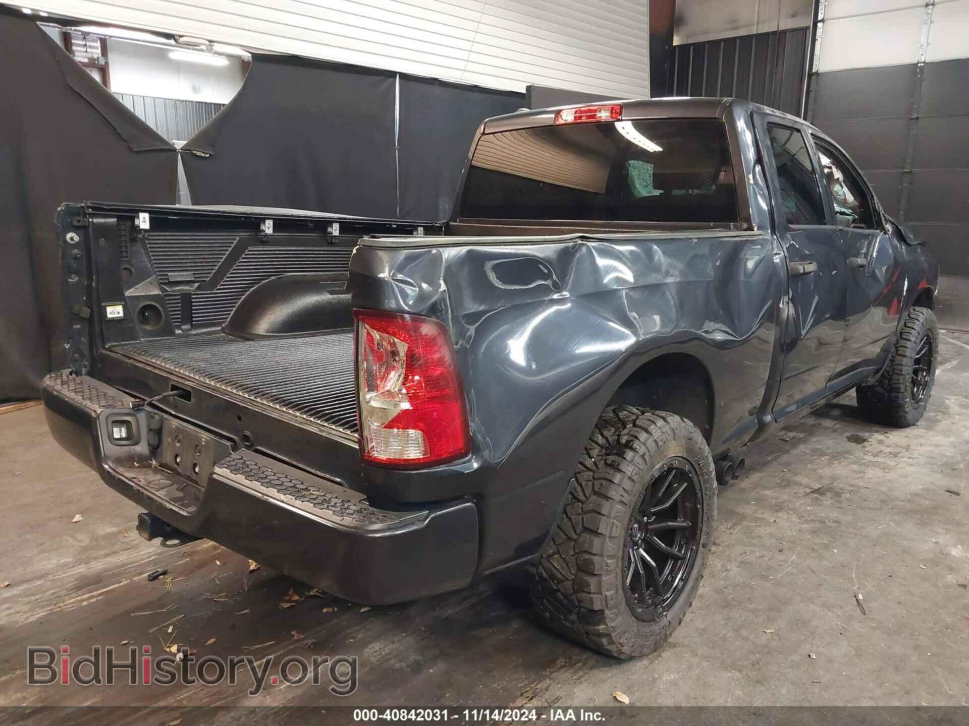 2018 RAM 1500 - VIN: 1C6RR7FT0JS284802 - Фото 4