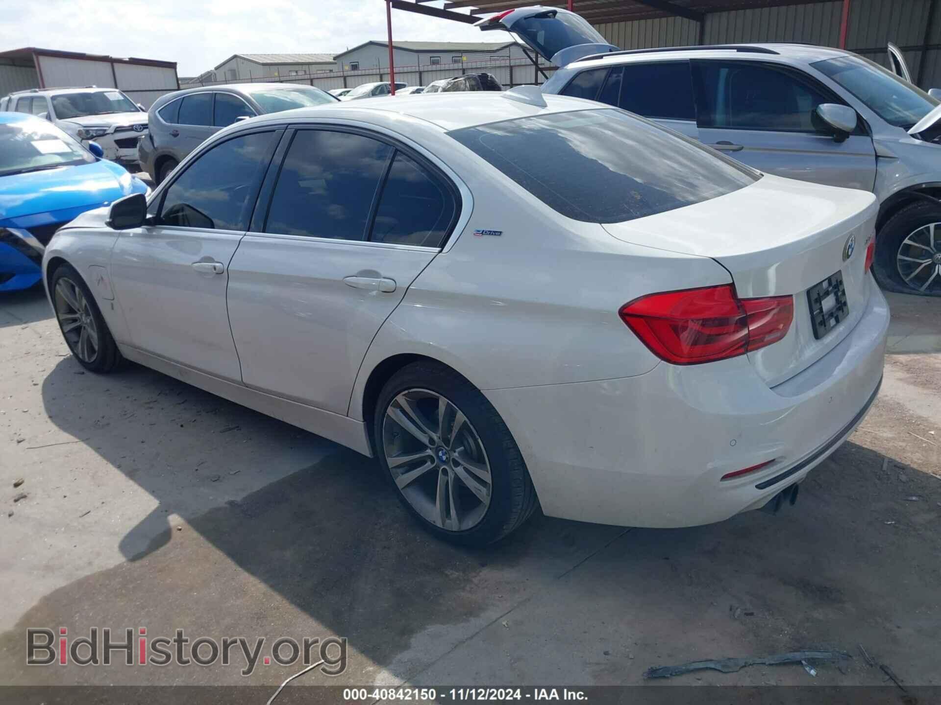 2017 BMW 330E - VIN: WBA8E1C3XHA029301 - Фото 3