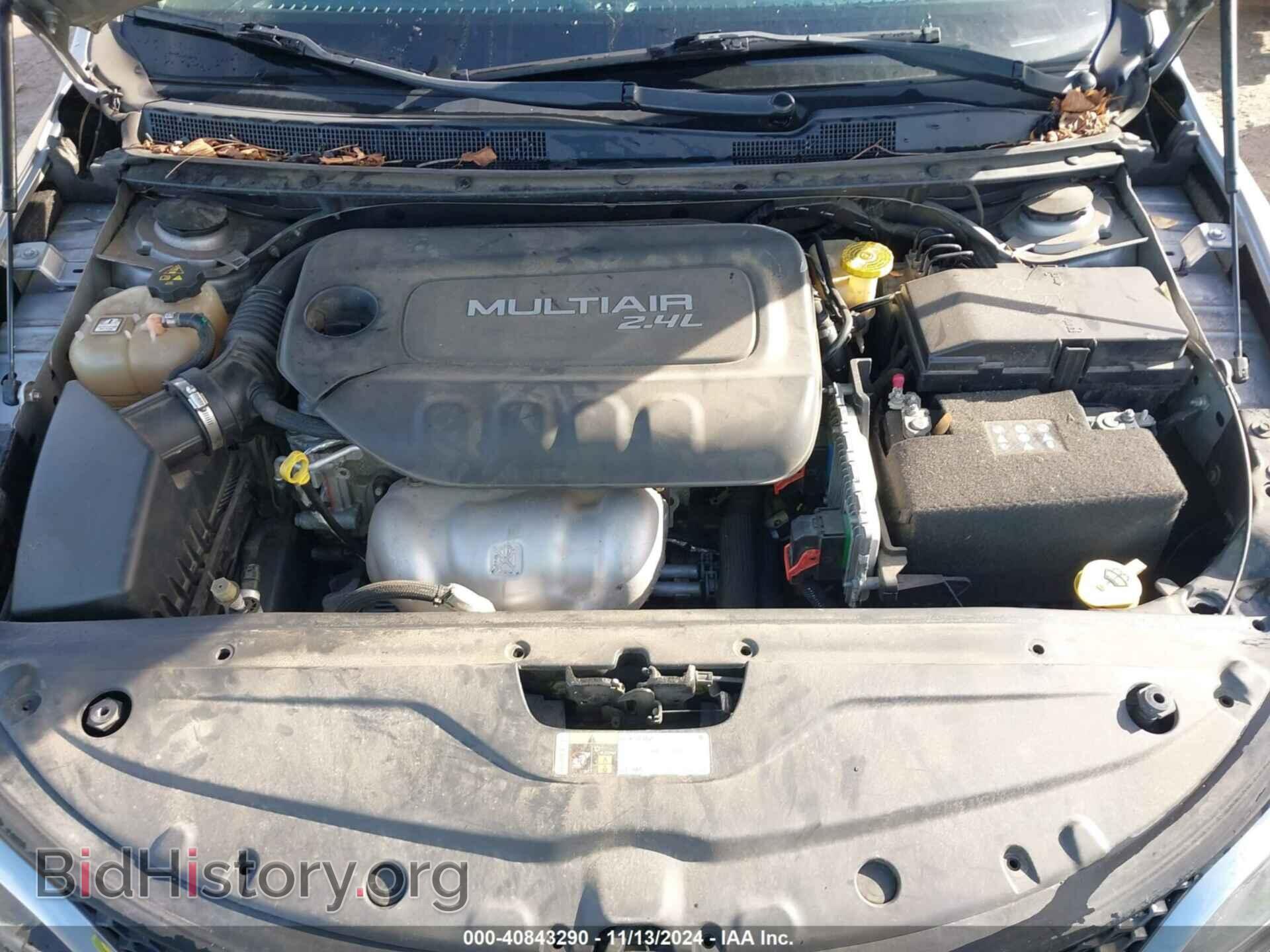 2016 CHRYSLER 200 - VIN: 1C3CCCAB6GN157152 - Фото 10