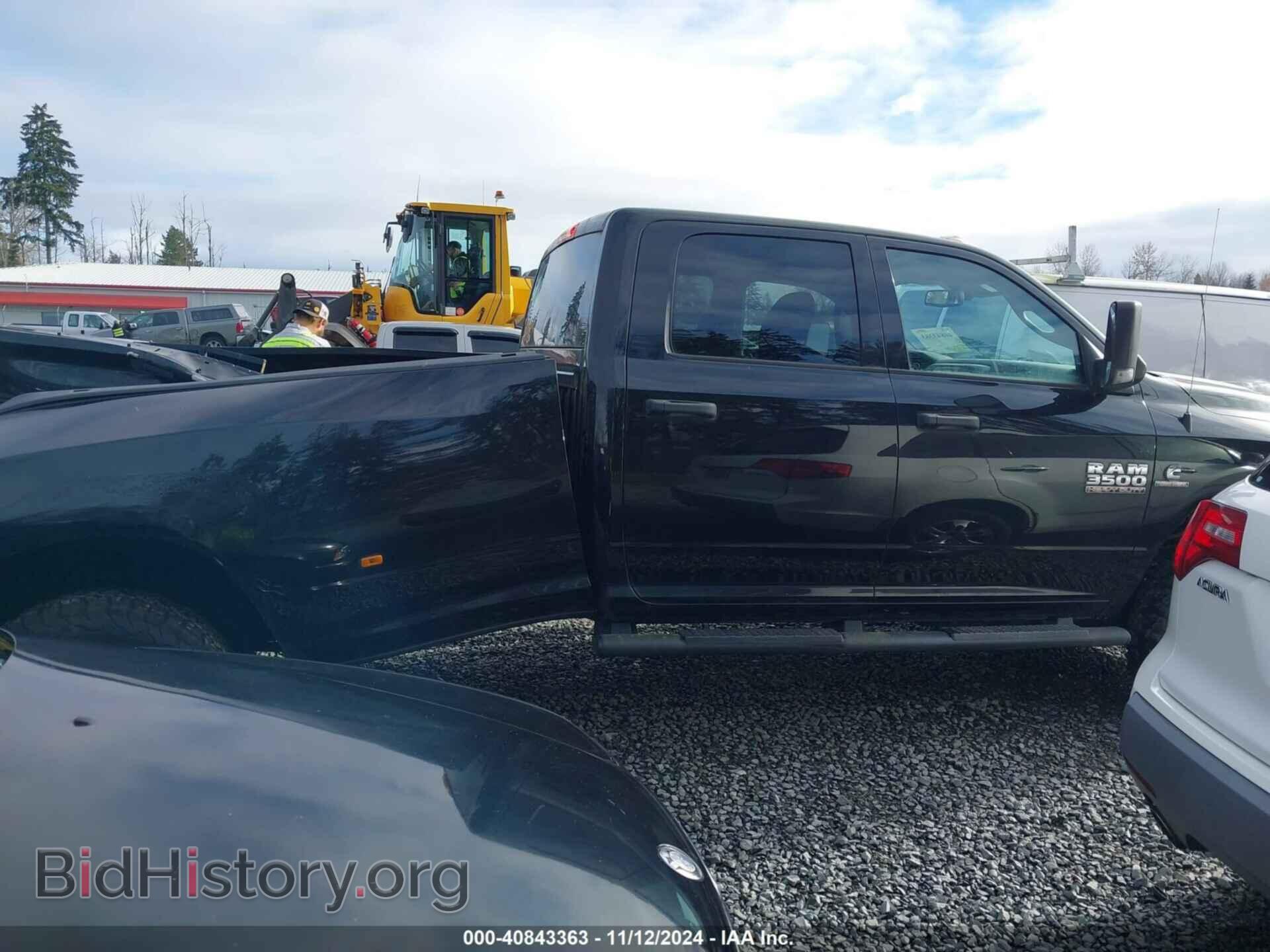 2018 RAM 3500 - VIN: 3C63RRGL3JG229624 - Фото 13