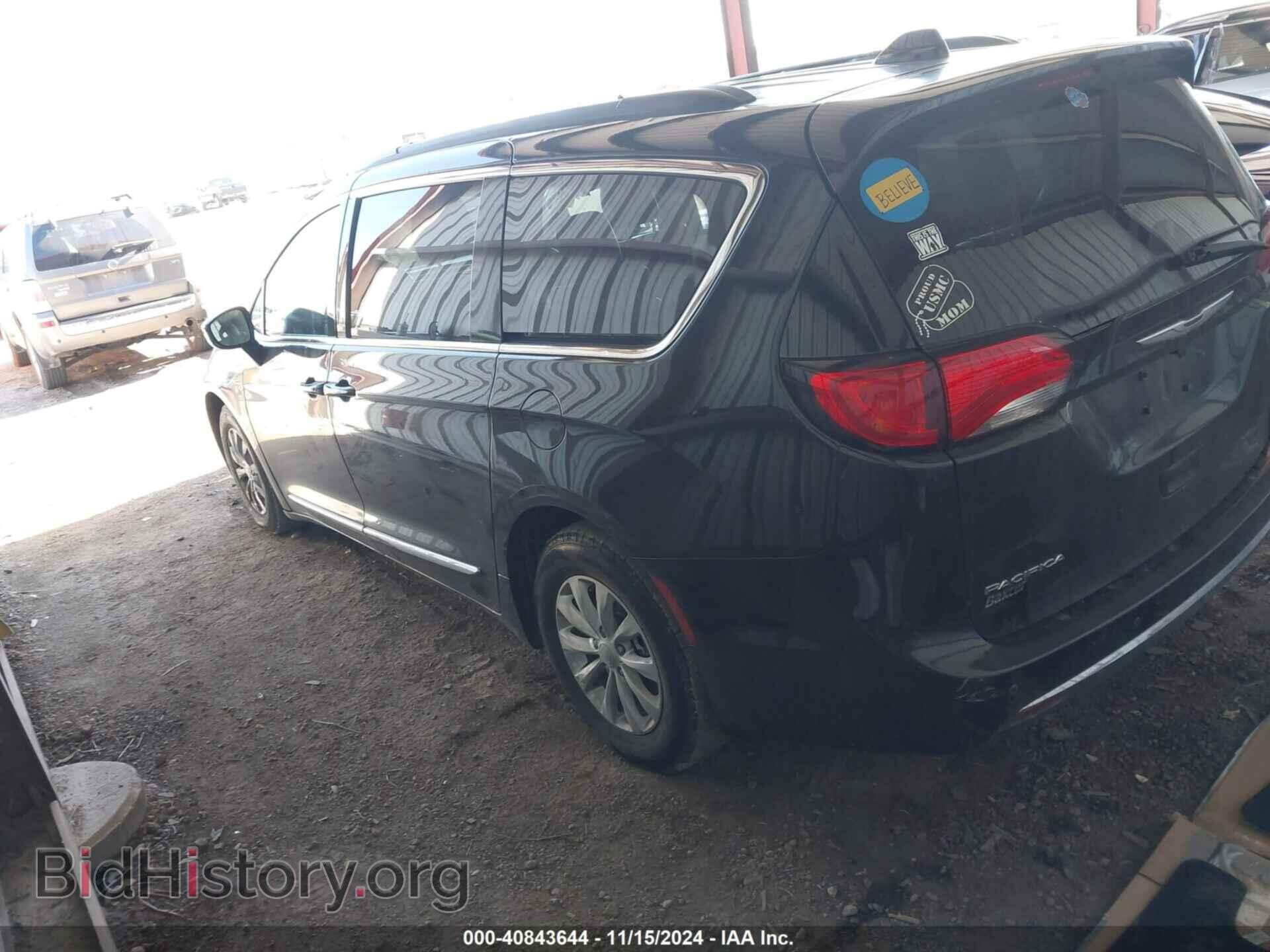 2017 CHRYSLER PACIFICA - VIN: 2C4RC1BG3HR598794 - Фото 3