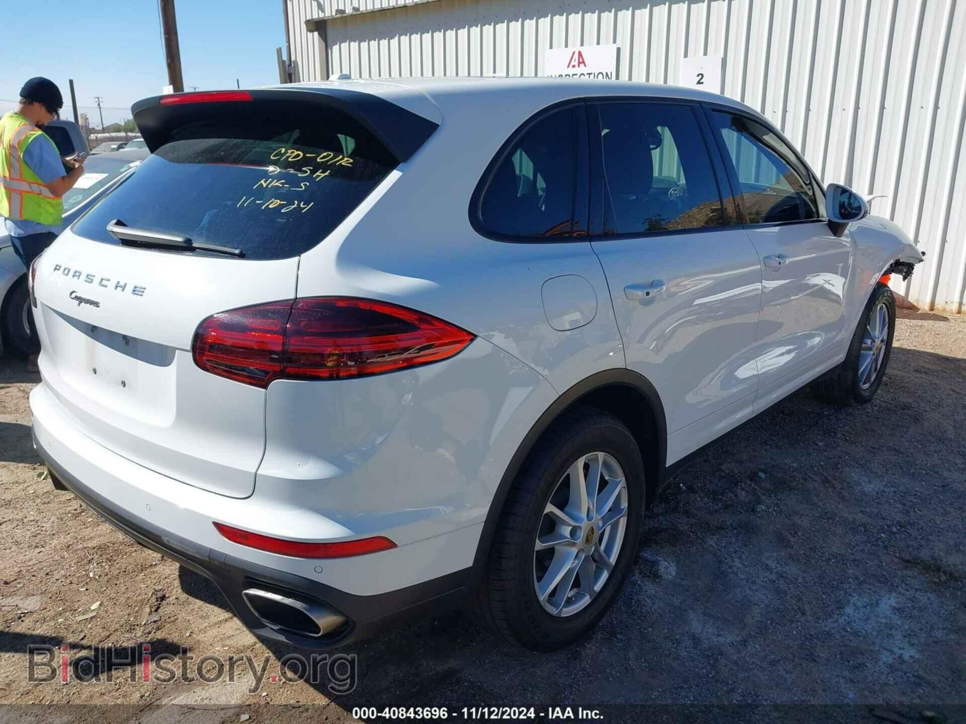 2016 PORSCHE CAYENNE - VIN: WP1AA2A28GKA09815 - Фото 4