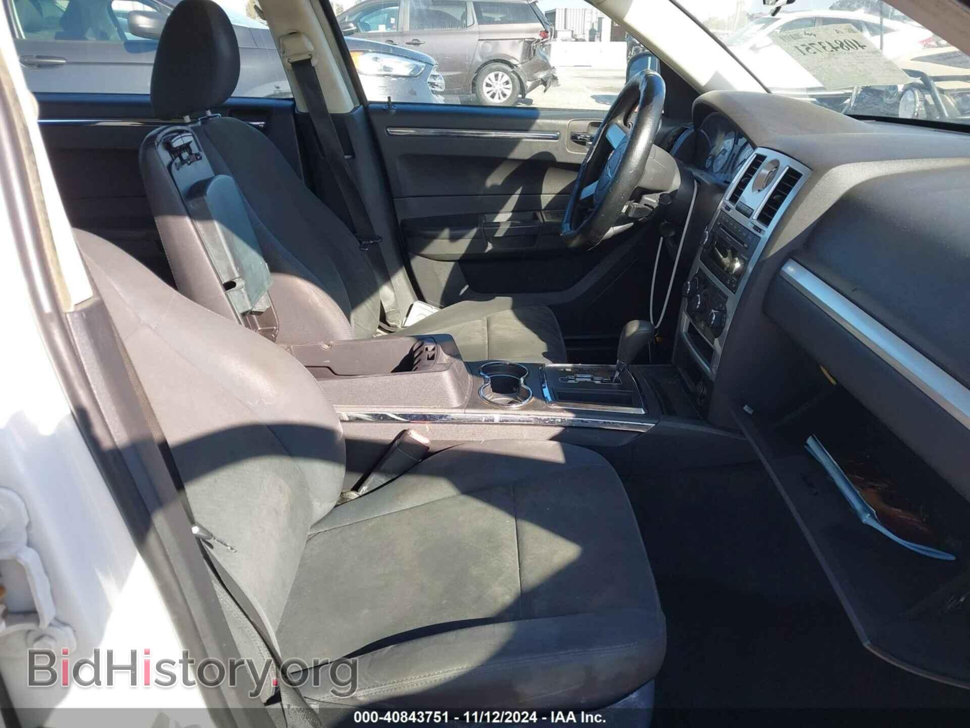 2010 CHRYSLER 300 - VIN: 2C3CA4CD0AH238187 - Фото 5