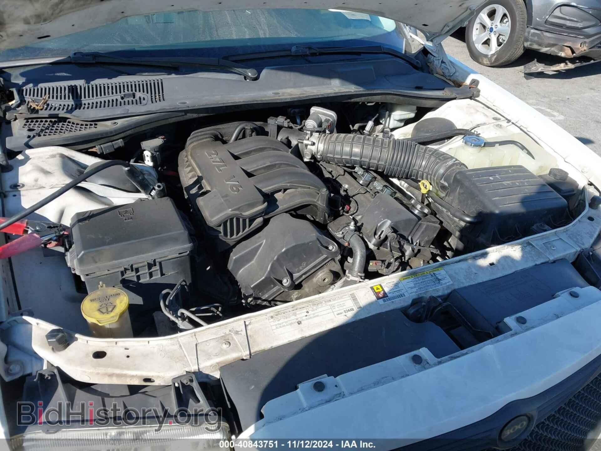 2010 CHRYSLER 300 - VIN: 2C3CA4CD0AH238187 - Фото 6