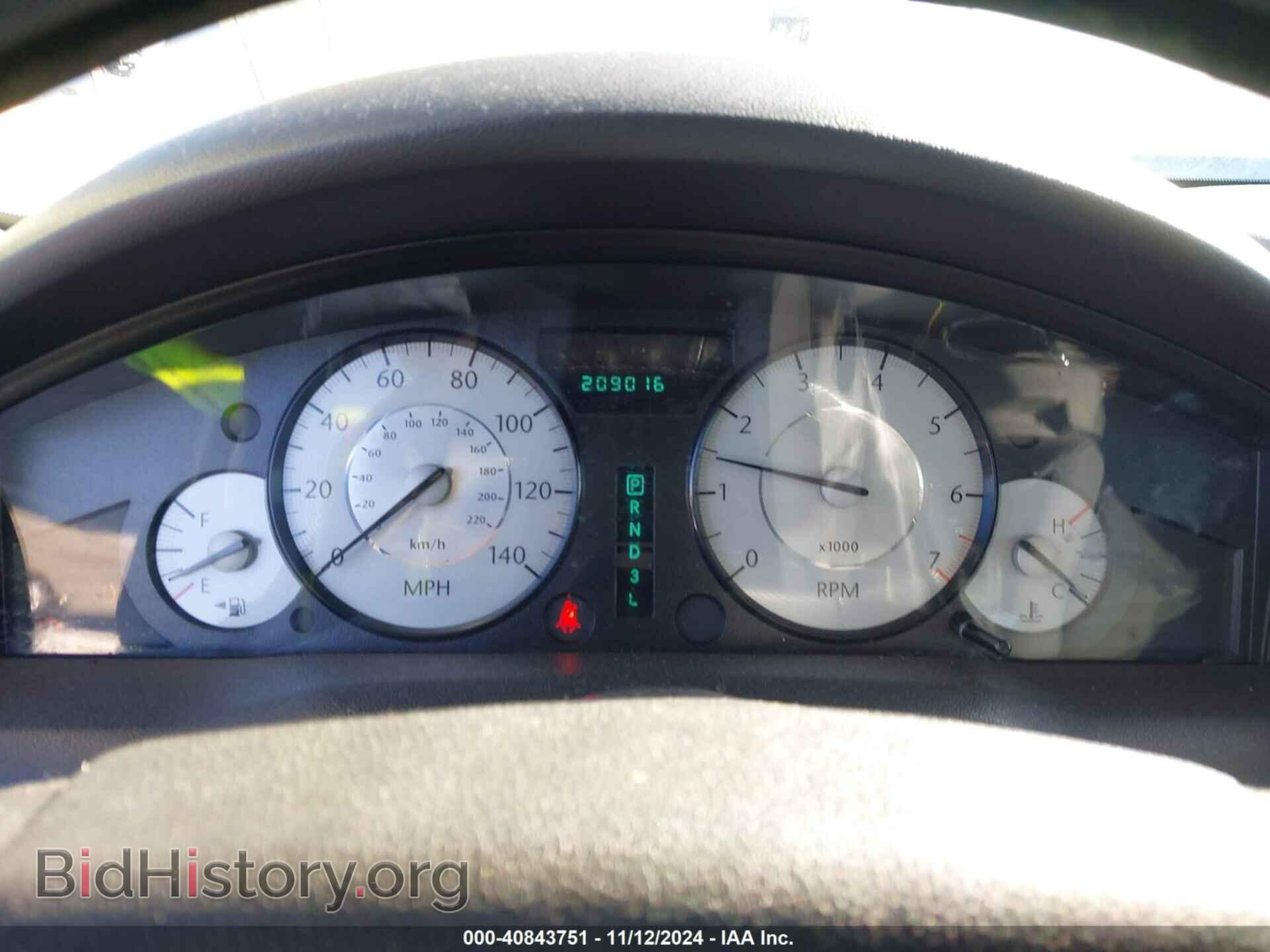 2010 CHRYSLER 300 - VIN: 2C3CA4CD0AH238187 - Фото 7