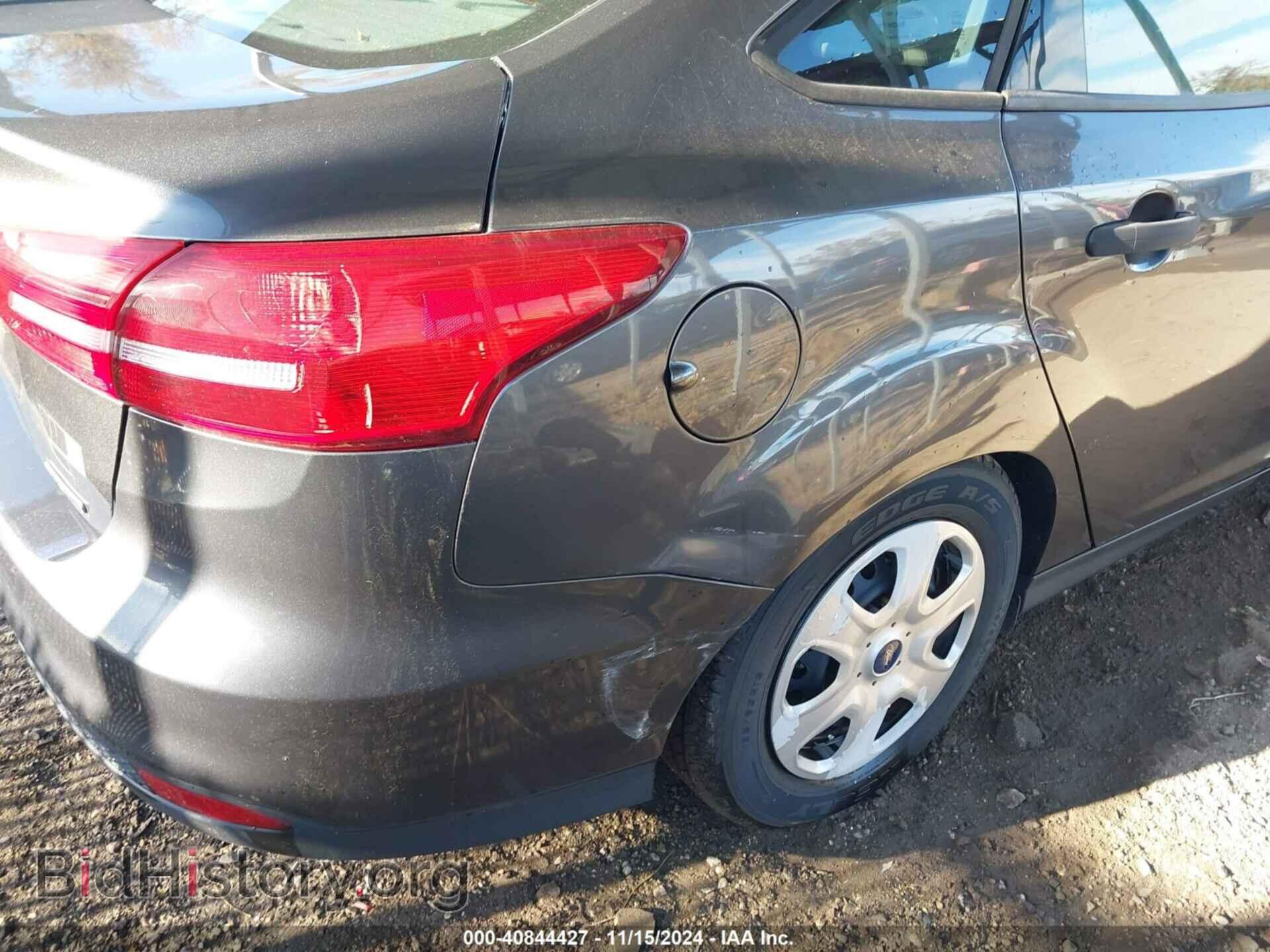 2016 FORD FOCUS - VIN: 1FADP3E22GL305085 - Photo 18