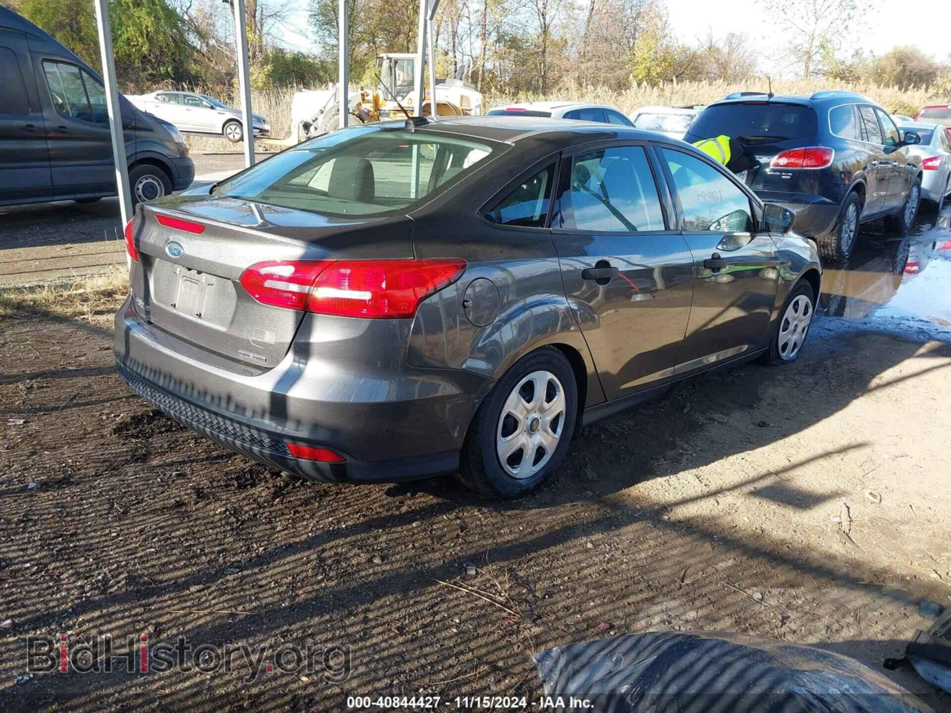2016 FORD FOCUS - VIN: 1FADP3E22GL305085 - Photo 4