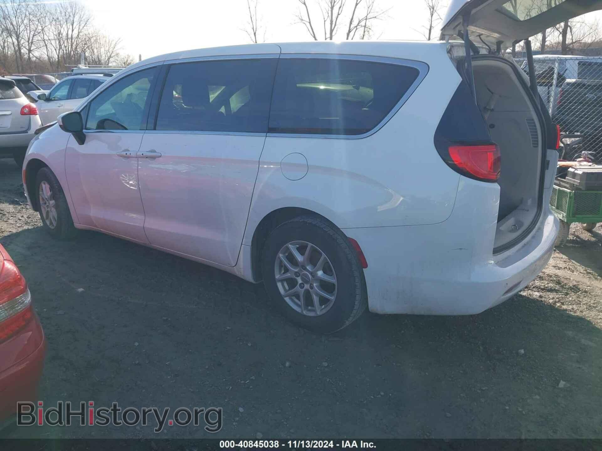 2017 CHRYSLER PACIFICA - VIN: 2C4RC1DG0HR642859 - Фото 3