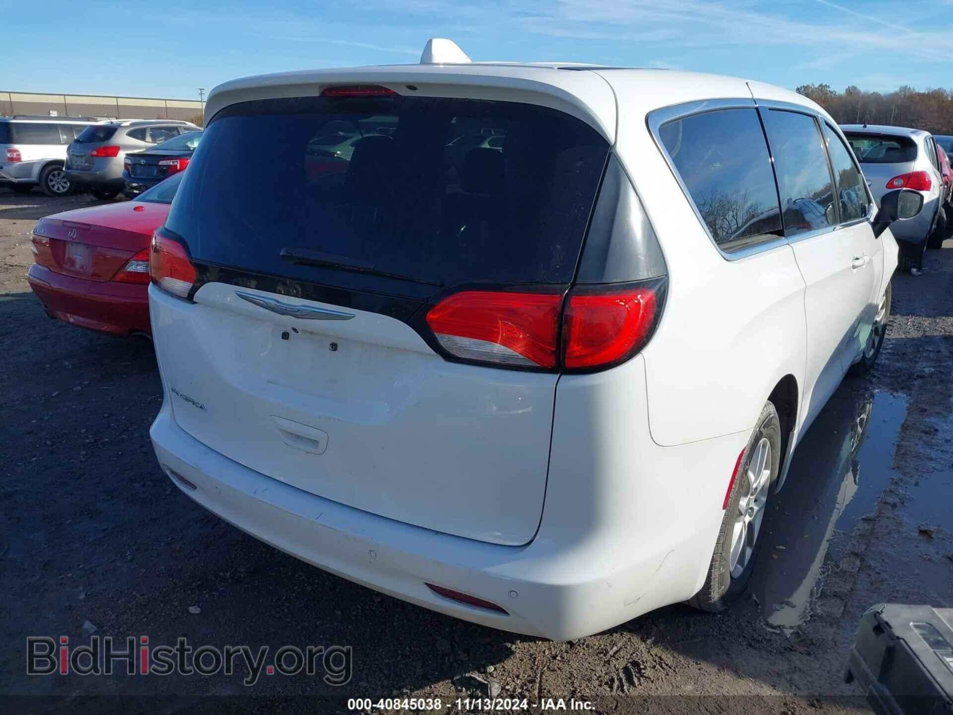 2017 CHRYSLER PACIFICA - VIN: 2C4RC1DG0HR642859 - Фото 4
