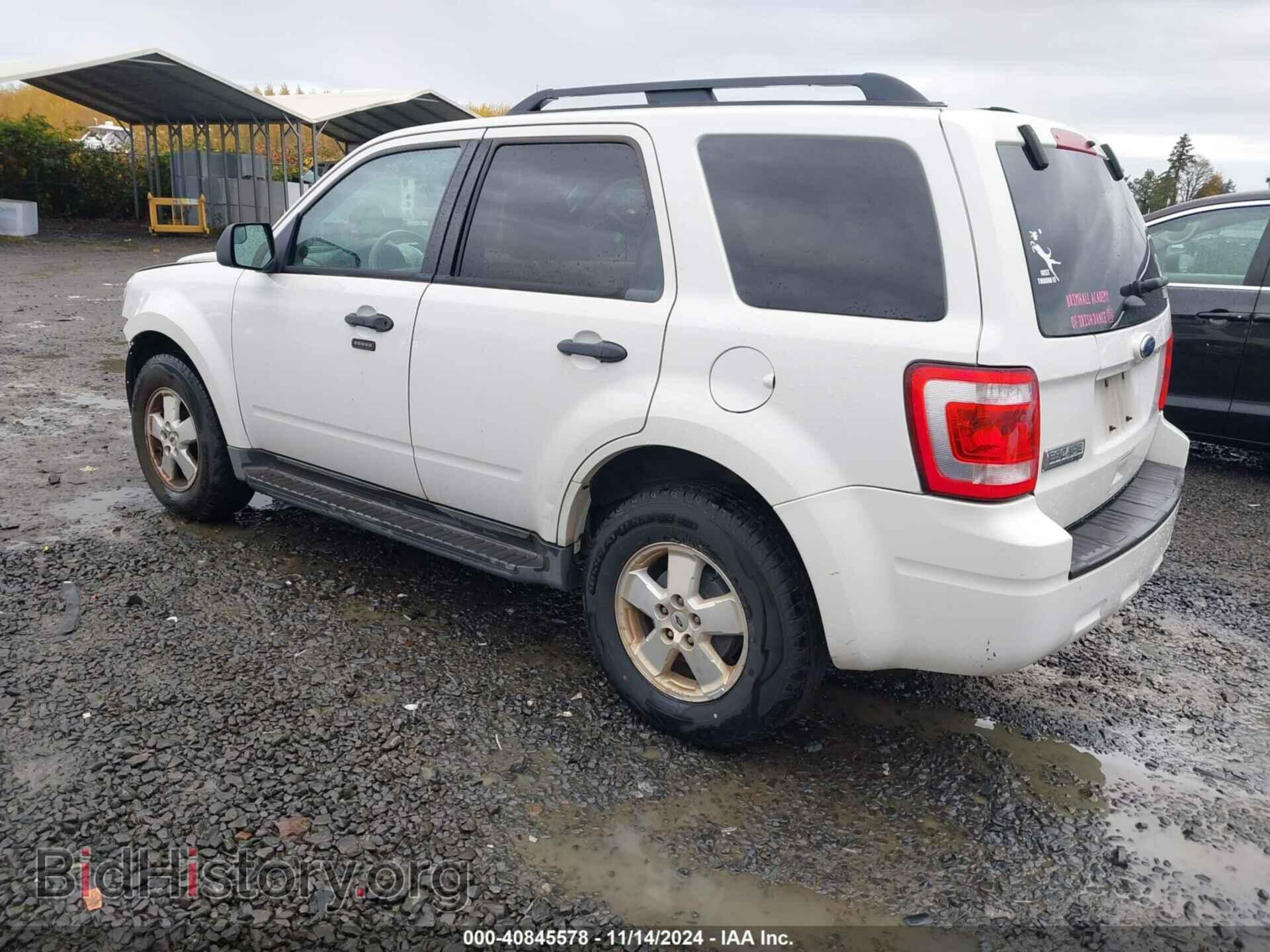 2012 FORD ESCAPE - VIN: 1FMCU9D72CKC84216 - Фото 3