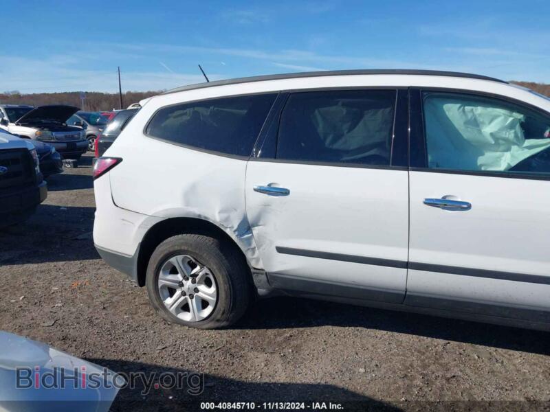 2017 Chevrolet TRAVERSE (VIN 1GNKRFED2HJ348702) — фото 6 из 16