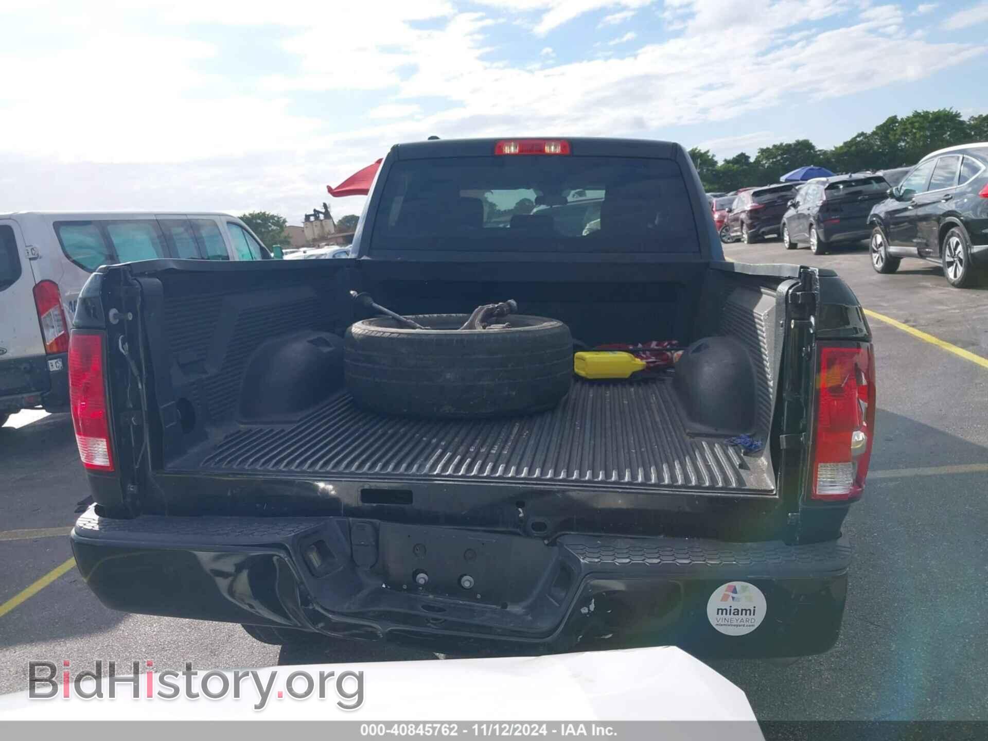 2018 RAM 1500 - VIN: 1C6RR6FT2JS244831 - Фото 17