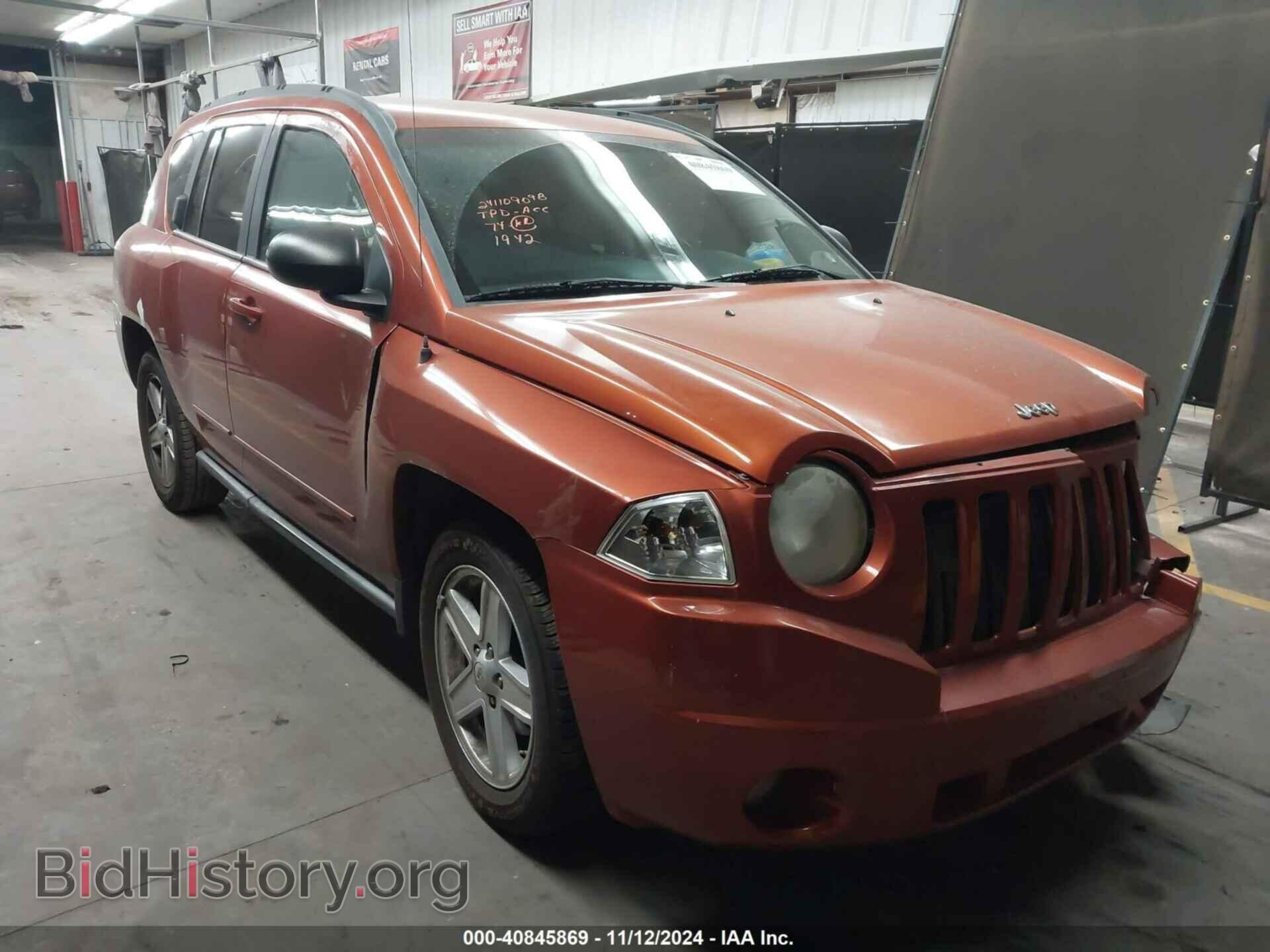 Photo 1J4NT4FB2AD611942 - JEEP COMPASS 2010