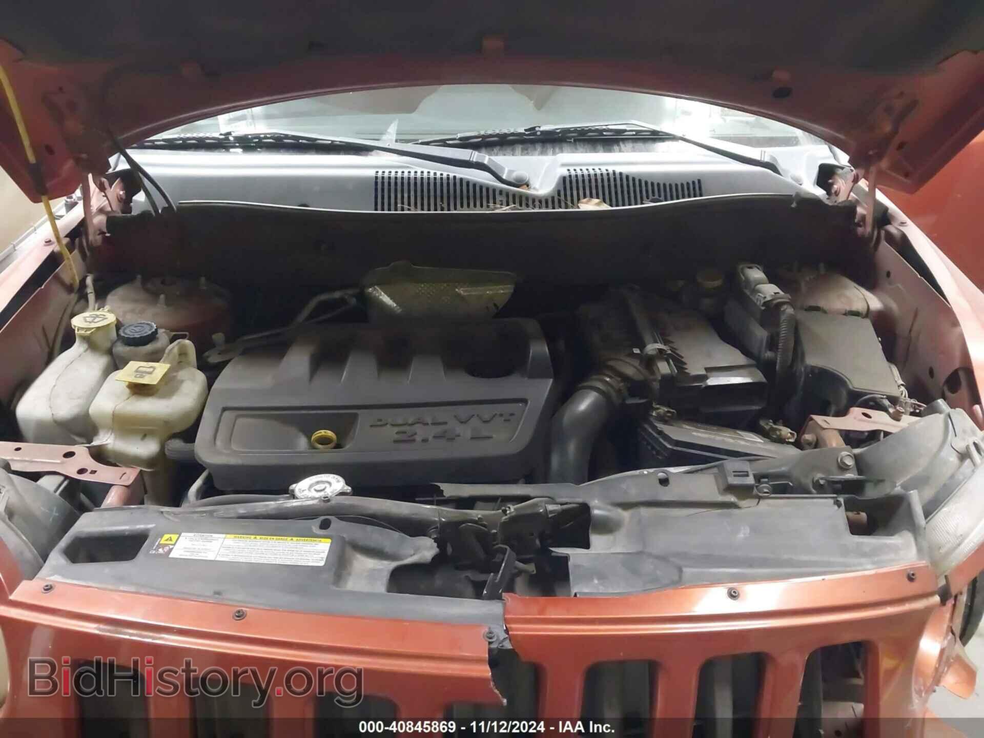 2010 JEEP COMPASS - VIN: 1J4NT4FB2AD611942 - Фото 10