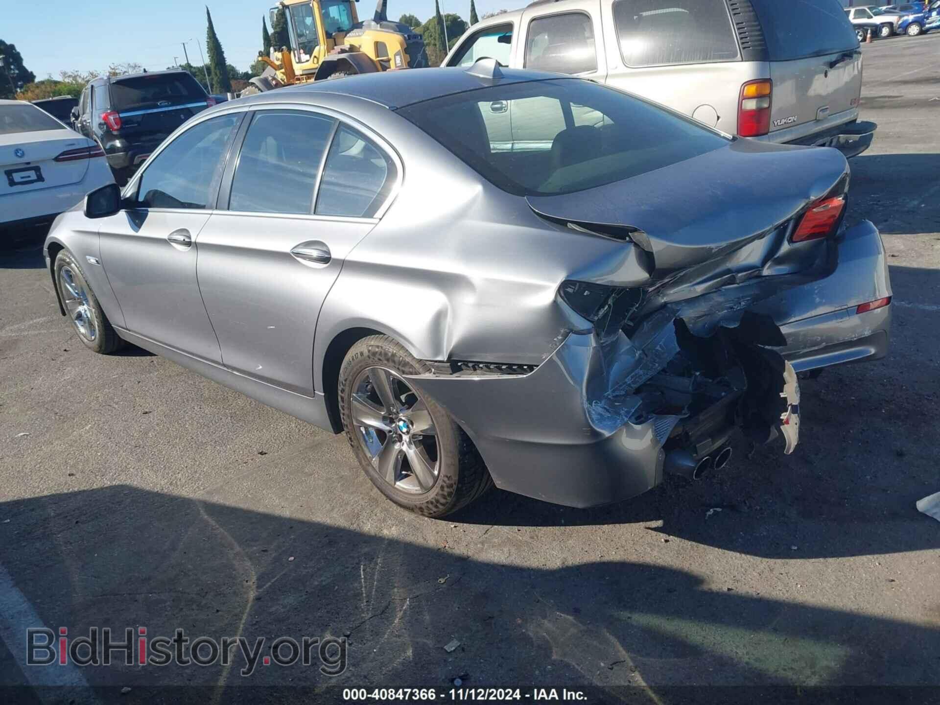 2012 BMW 528I - VIN: WBAXG5C59CDX03542 - Фото 3