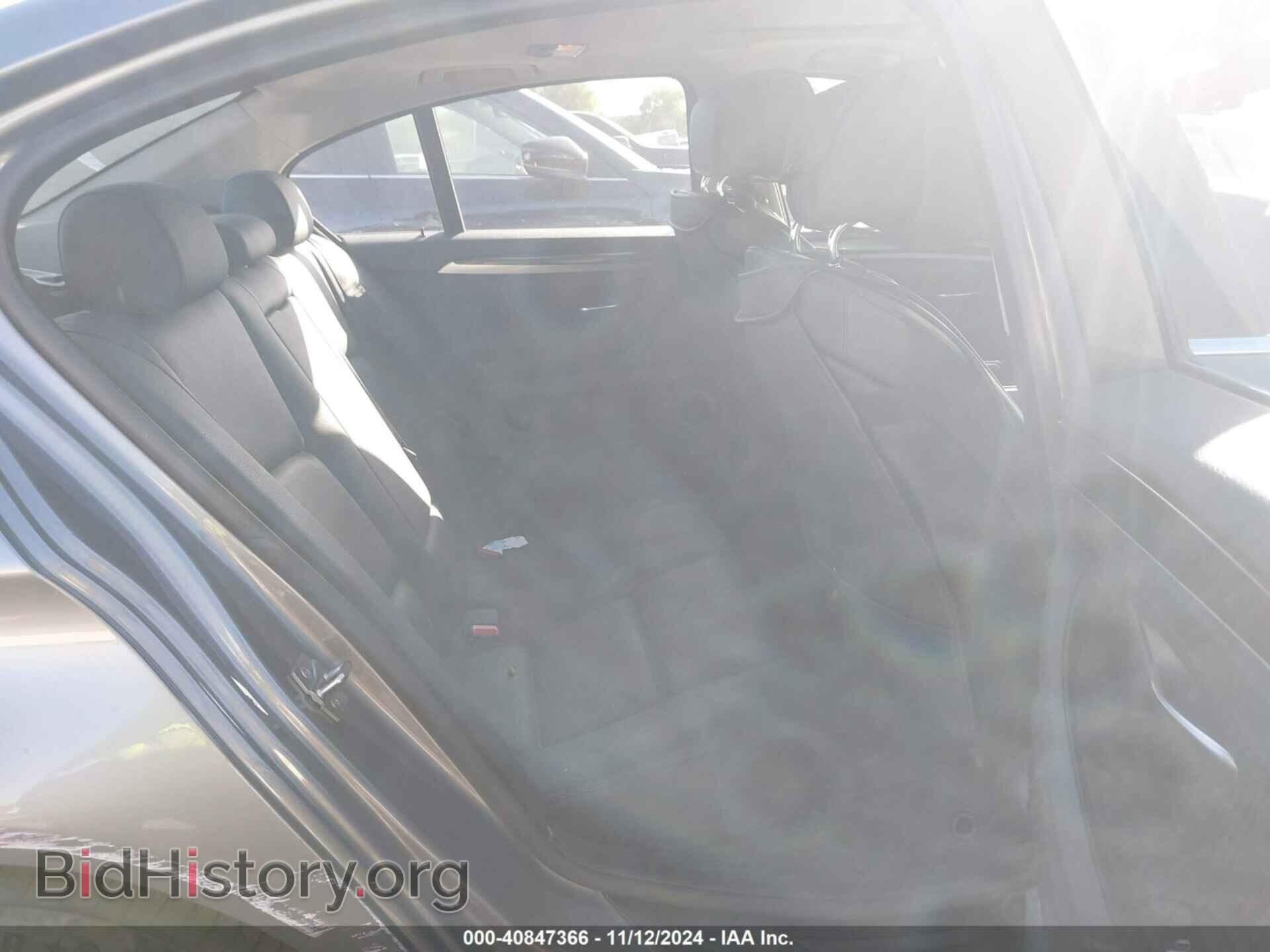 2012 BMW 528I - VIN: WBAXG5C59CDX03542 - Фото 8